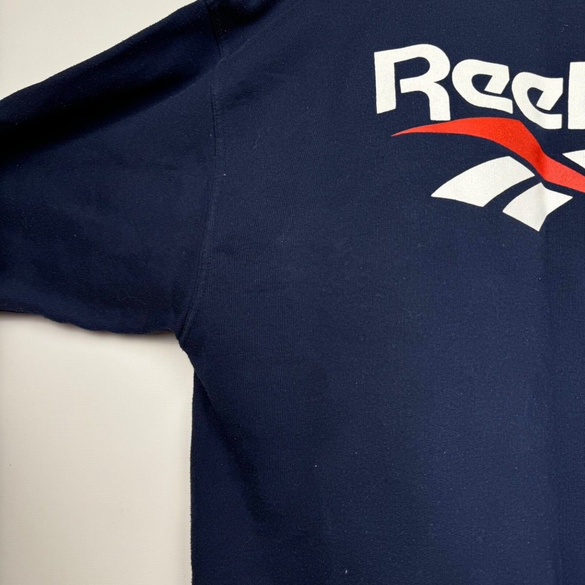 Reebok BOLTON WANDERERS 1998 TRAINING FOOTBALL SOCCER SWEATSHIRT Size US L / EU 52-54 / 3 - 24 Thumbnail