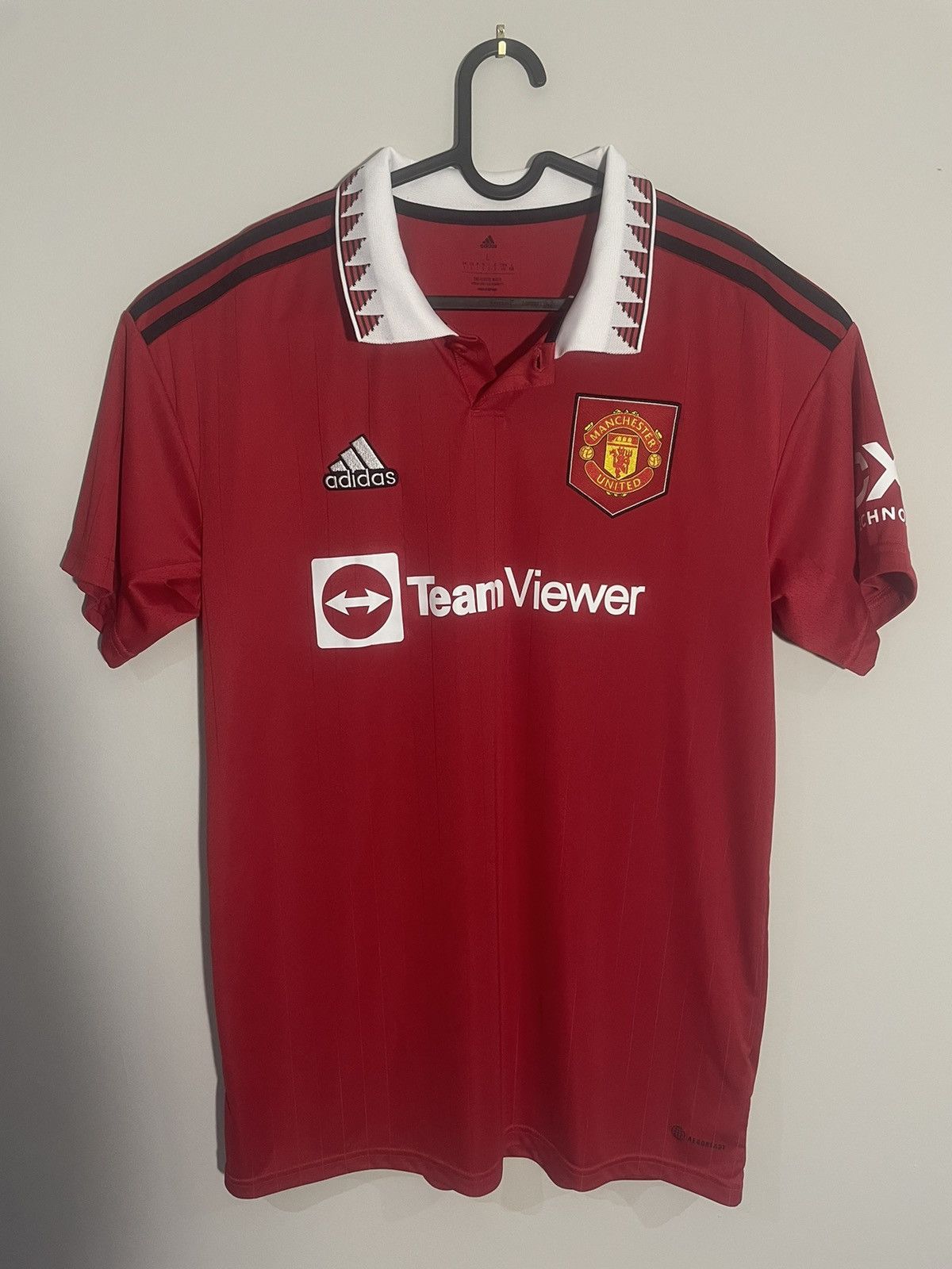 Adidas OFFICIAL ADIDAS MANCHESTER UNITED 22/23 HOME JERSEY Size US L / EU 52-54 / 3 - 1 Thumbnail