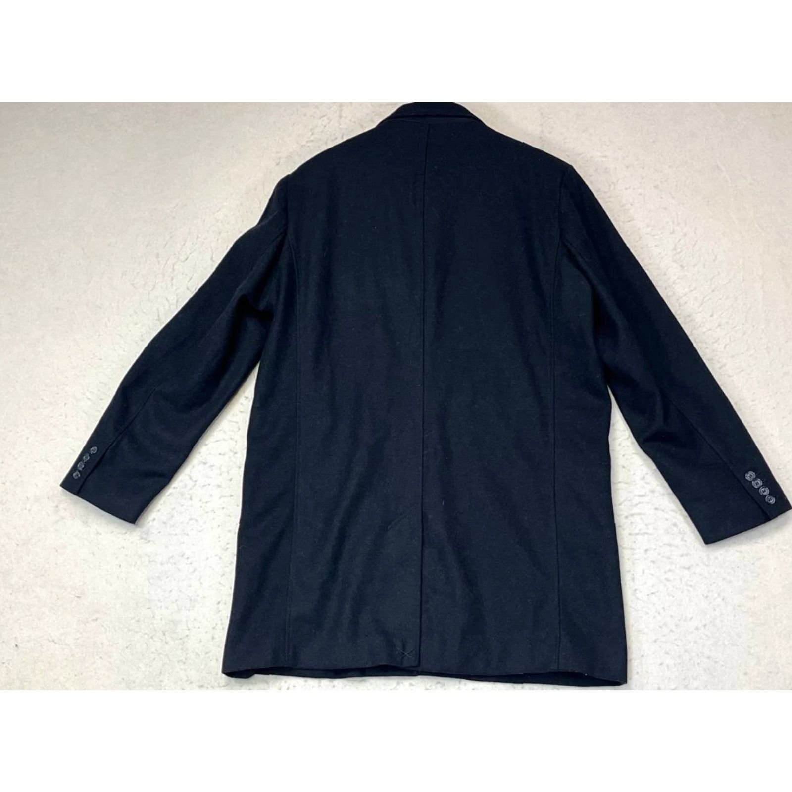 Joseph Abboud Joseph Abboud Wool Blend Coat Black Button Up Men's Size L Long Overcoat Classic Fit Wool Insulated Lined Pockets Buttoned Black Mens Size Large Size US L / EU 52-54 / 3 - 2 Thumbnail