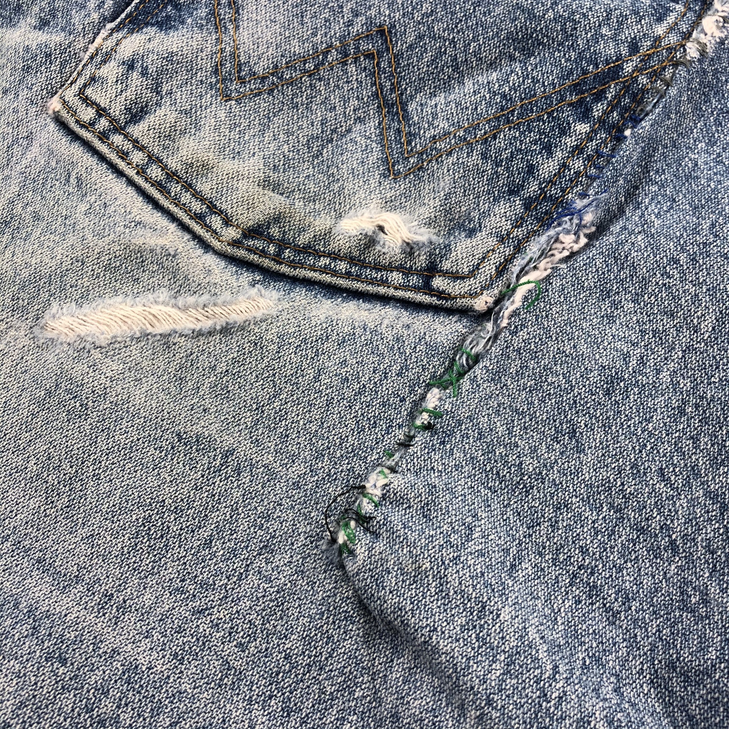 Vintage Vintage Blue Wash Wrangler Jeans-J2313 Size US 39 - 8 Thumbnail