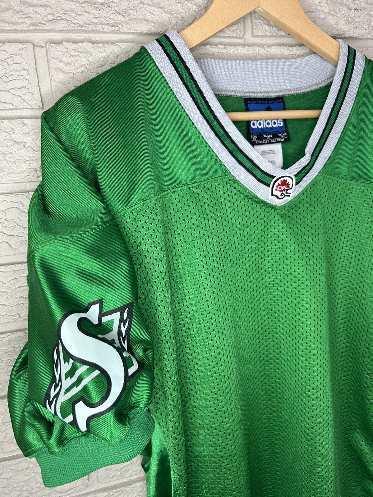 Adidas × NFL × Vintage Vintage 90s Adidas CFL Saskatchewan Roughriders Jersey Size US L / EU 52-54 / 3 - 4 Thumbnail