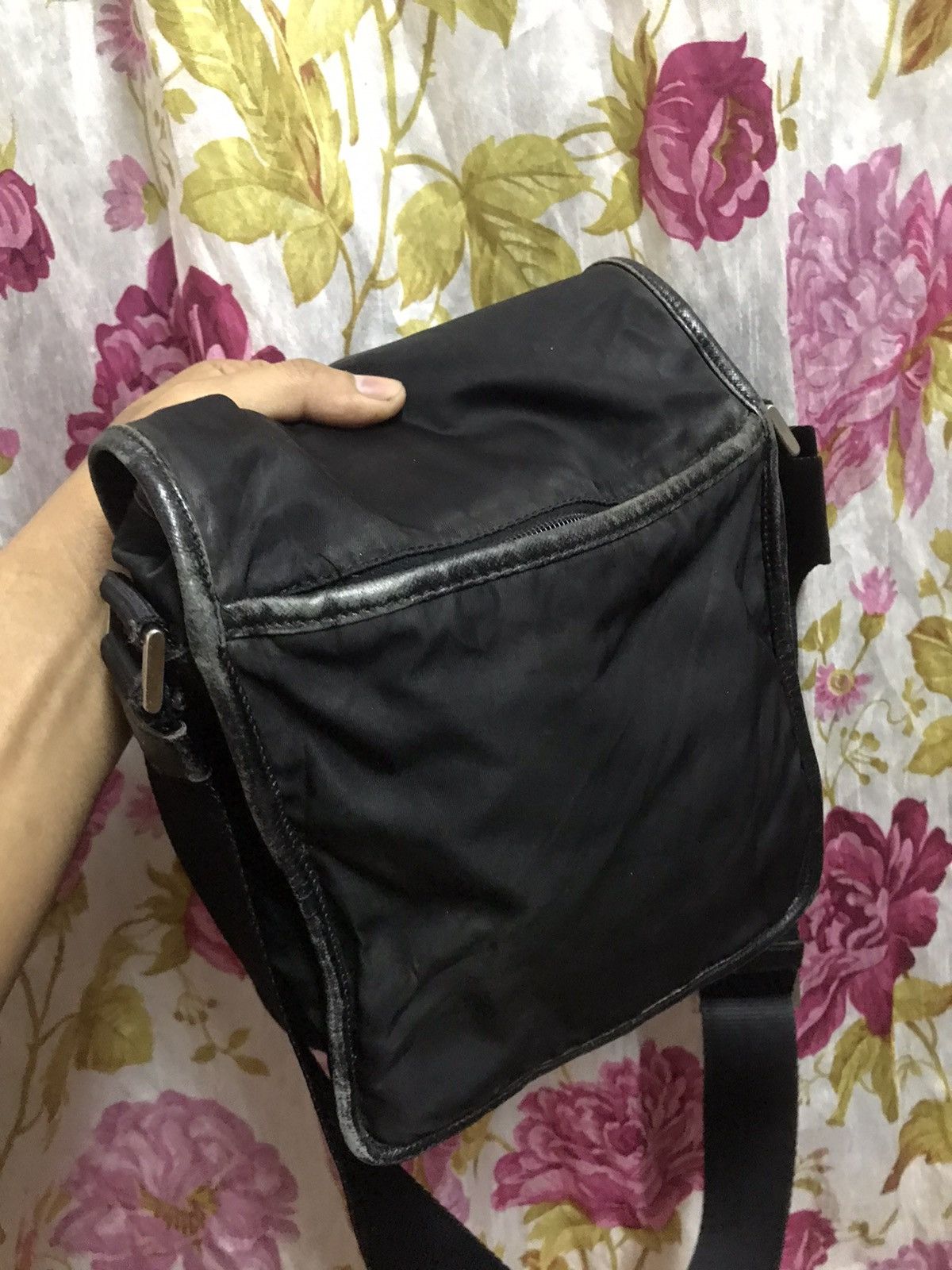 Prada Authentic Prada Black Shoulder Size ONE SIZE - 14 Thumbnail