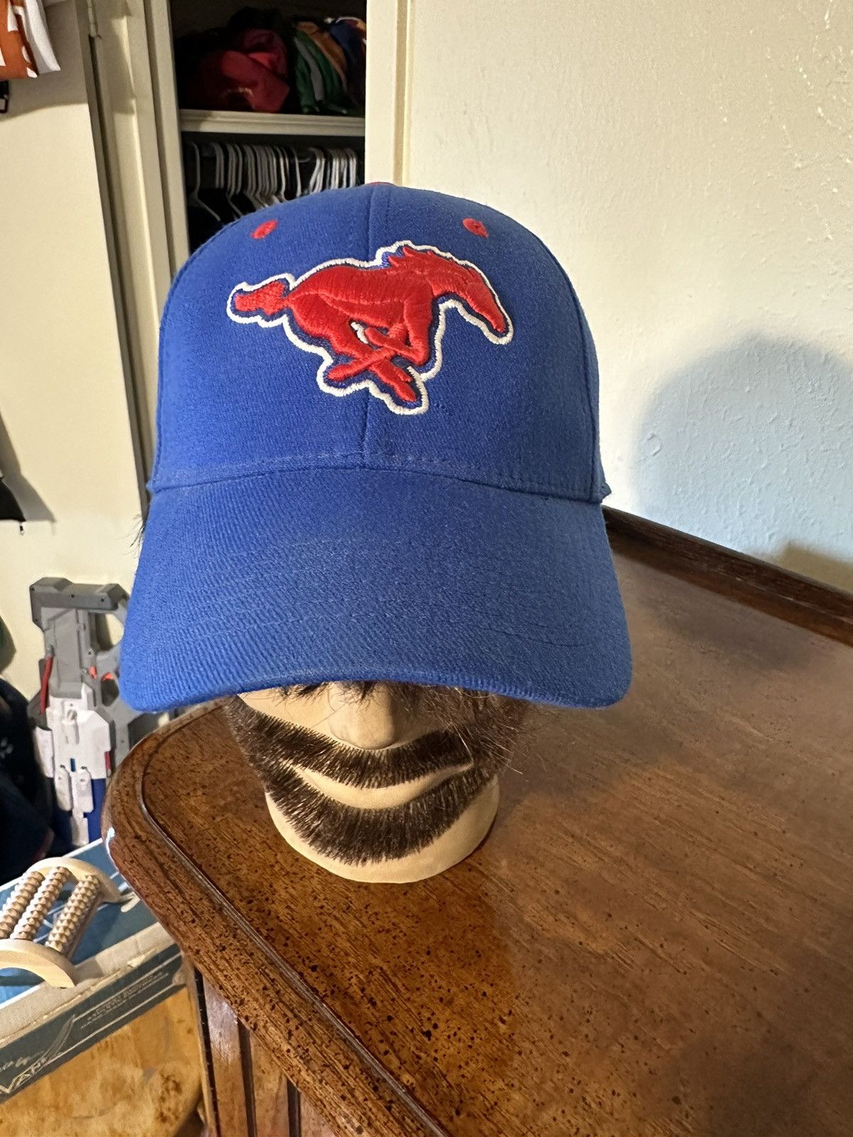 NCAA × Vintage Vintage NCAA SMU Mustangs fitted one size hat 00s Size ONE SIZE - 2 Thumbnail