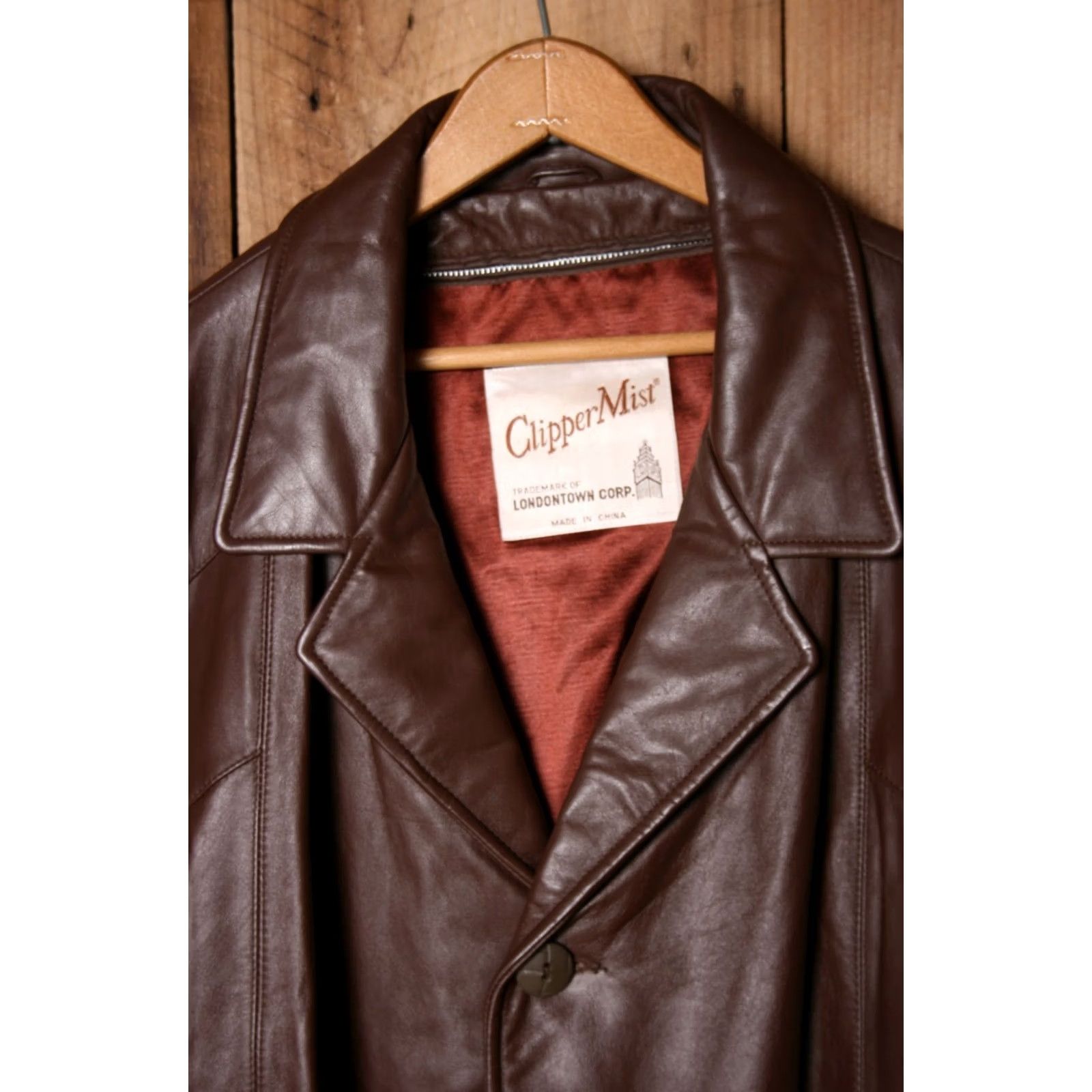Vintage VINTAGE Clipper Mist by Londontown Corp. Brown Leather 3-Button Car Coat Sz. 54R Mens Coat Size US L / EU 52-54 / 3 - 2 Thumbnail