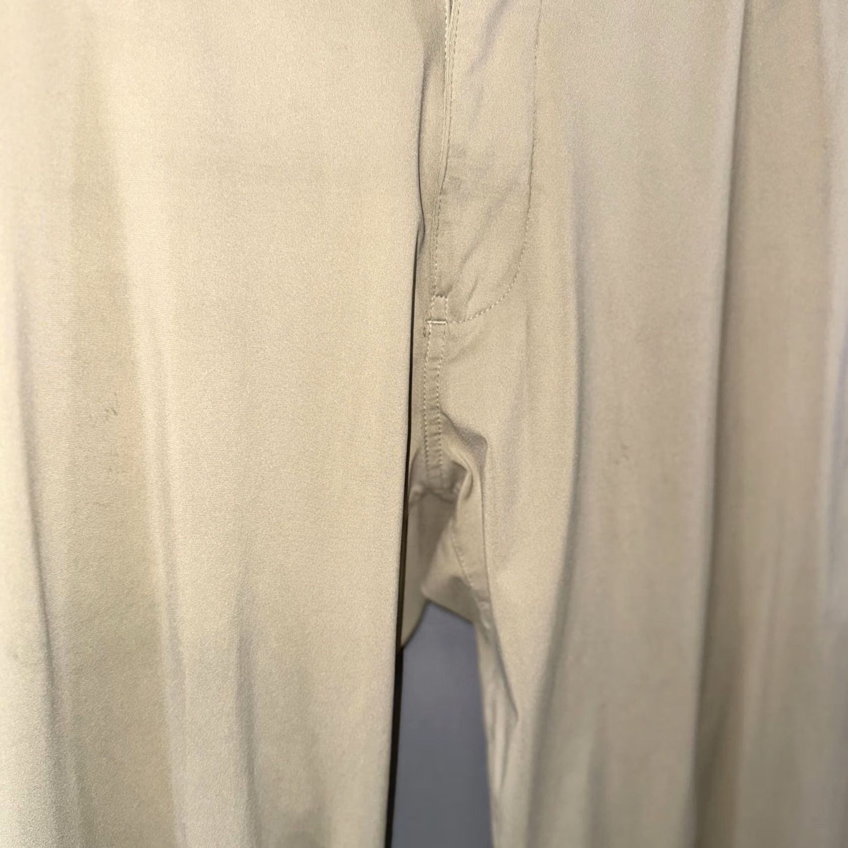 Rhone Rhone Pants Mens 32 Khaki Performance Chino Commuter Dress Work Travel Office Pants Back Pockets Zip Fly Tailored Mens Size US 32 / EU 48 - 4 Thumbnail