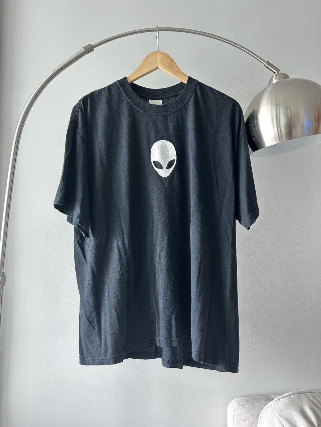 Vintage Alien Vintage T Shirt 90’ Size US XL / EU 56 / 4 - 1 Thumbnail