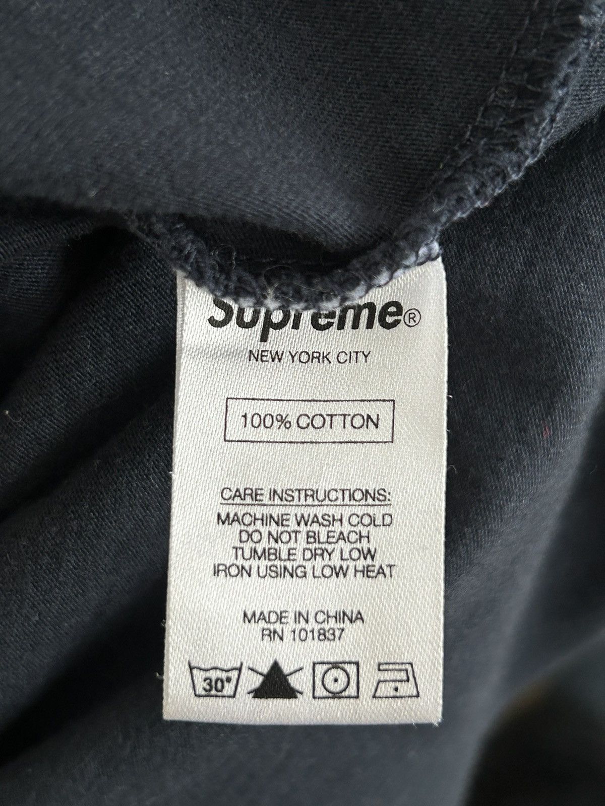 Hypebeast × Supreme Supreme Light SS Top (Navy) Size US M / EU 48-50 / 2 - 5 Thumbnail