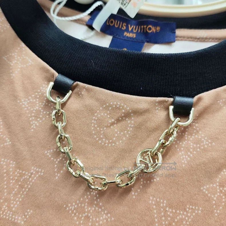 Louis Vuitton Louis Vuitton short sleeves Size S / US 4 / IT 40 - 4 Thumbnail
