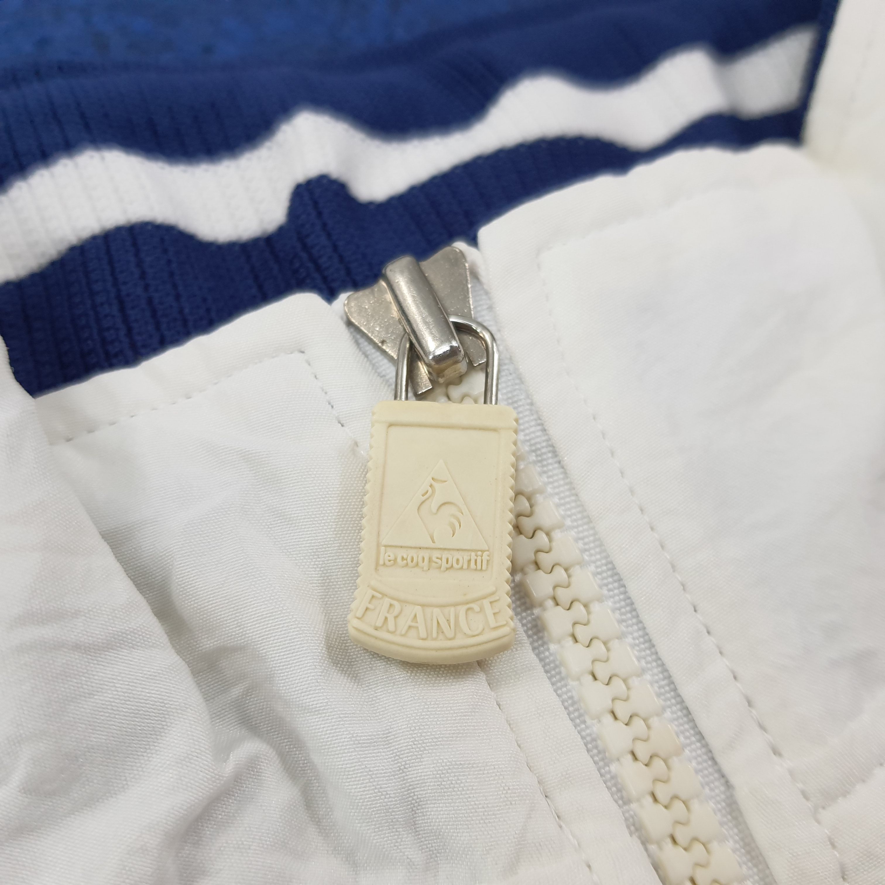 Le Coq Sportif Vintage Le Coq Sportif Jacket C243N24 Size US L / EU 52-54 / 3 - 6 Thumbnail