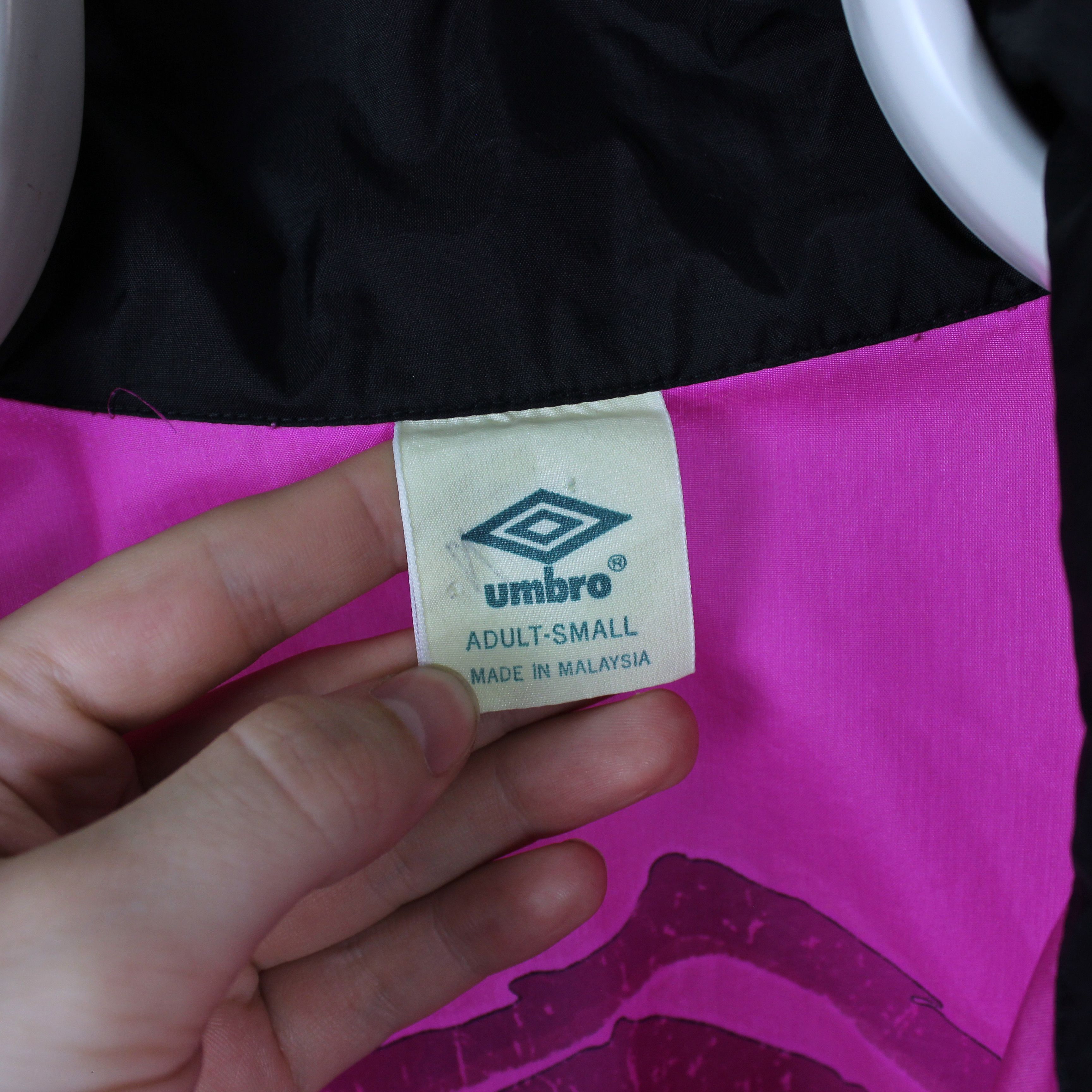 Umbro Umbro light jacket men big logo S windbreaker Size US S / EU 44-46 / 1 - 6 Thumbnail