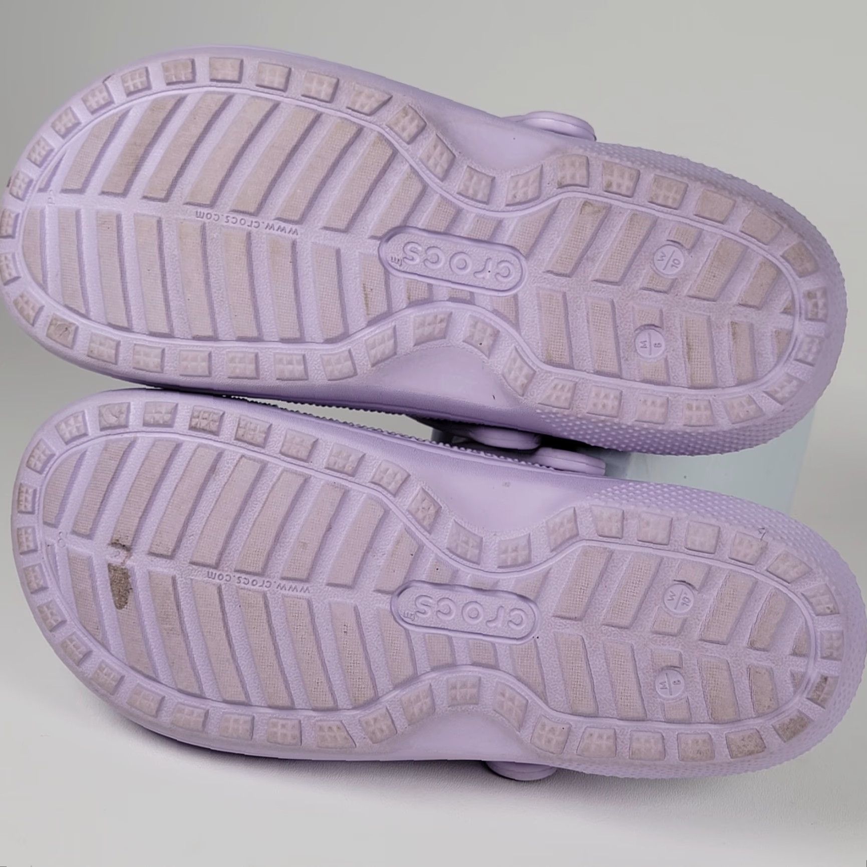 Crocs VINTAGE Crocs Clogs Fleece Lined Purple Slip-On Unisex Adults 8-10 Mens Womens 8 10? Size M / US 6-8 / IT 42-44 - 6 Thumbnail