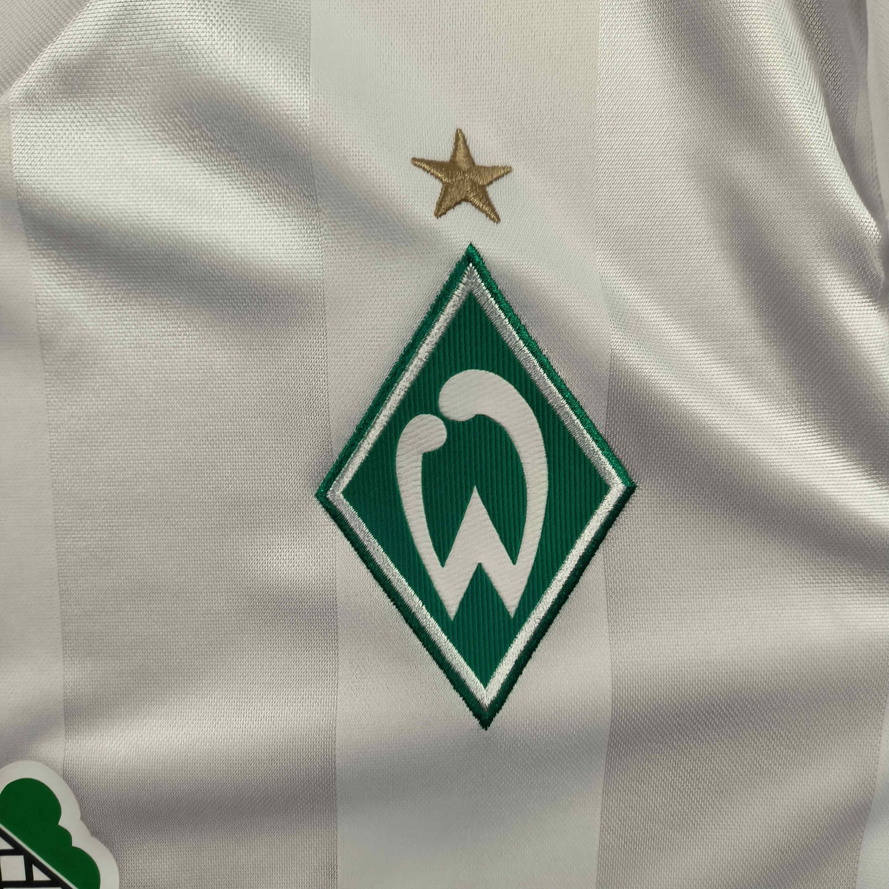 Umbro Werder Bremen 2019-20 Umbro away football jersey size XXL Size US XXL / EU 58 / 5 - 4 Thumbnail