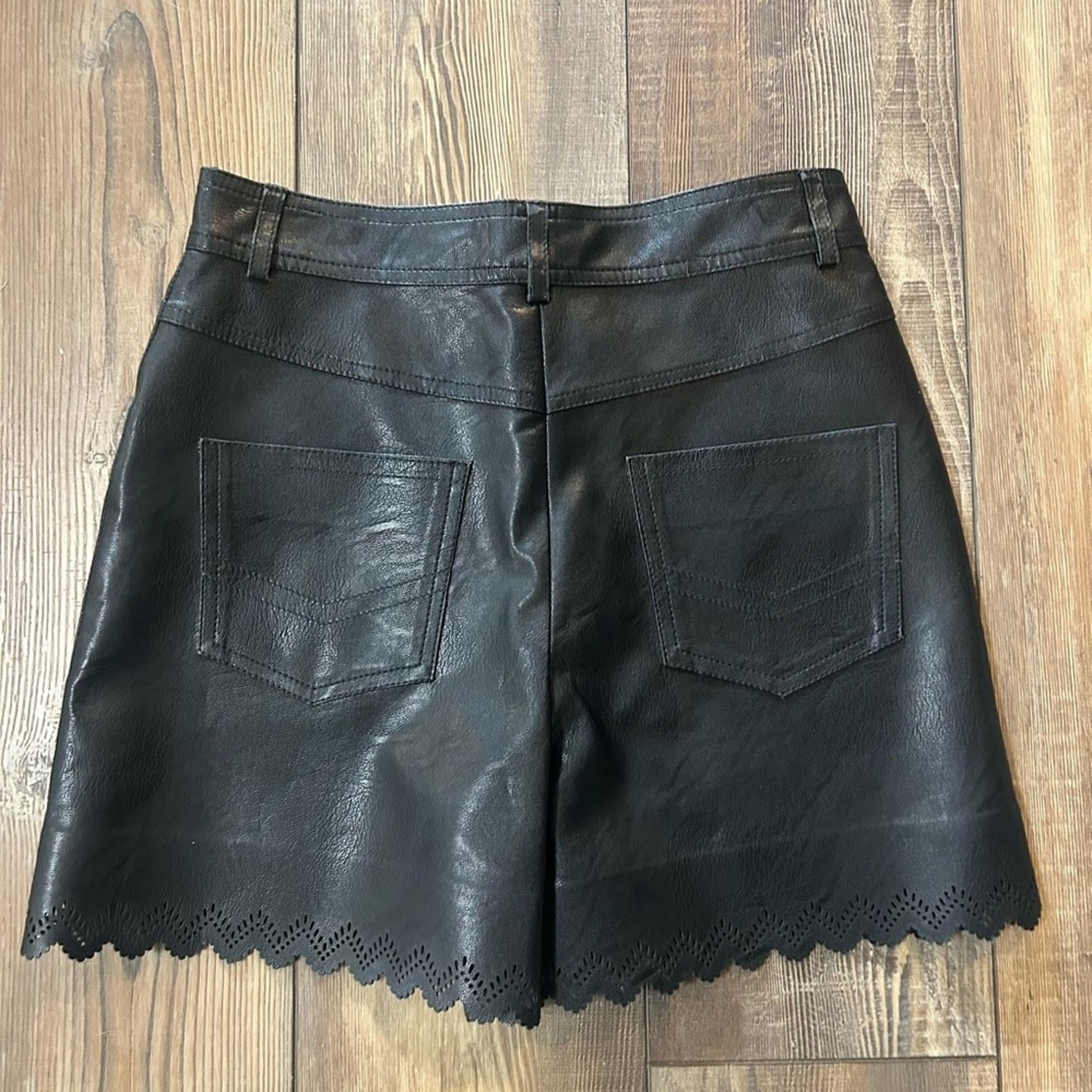Stella McCartney Stella McCartney Maddox Shorts Black Design Hem 4/38 Size 27" / US 4 / IT 40 - 3 Thumbnail