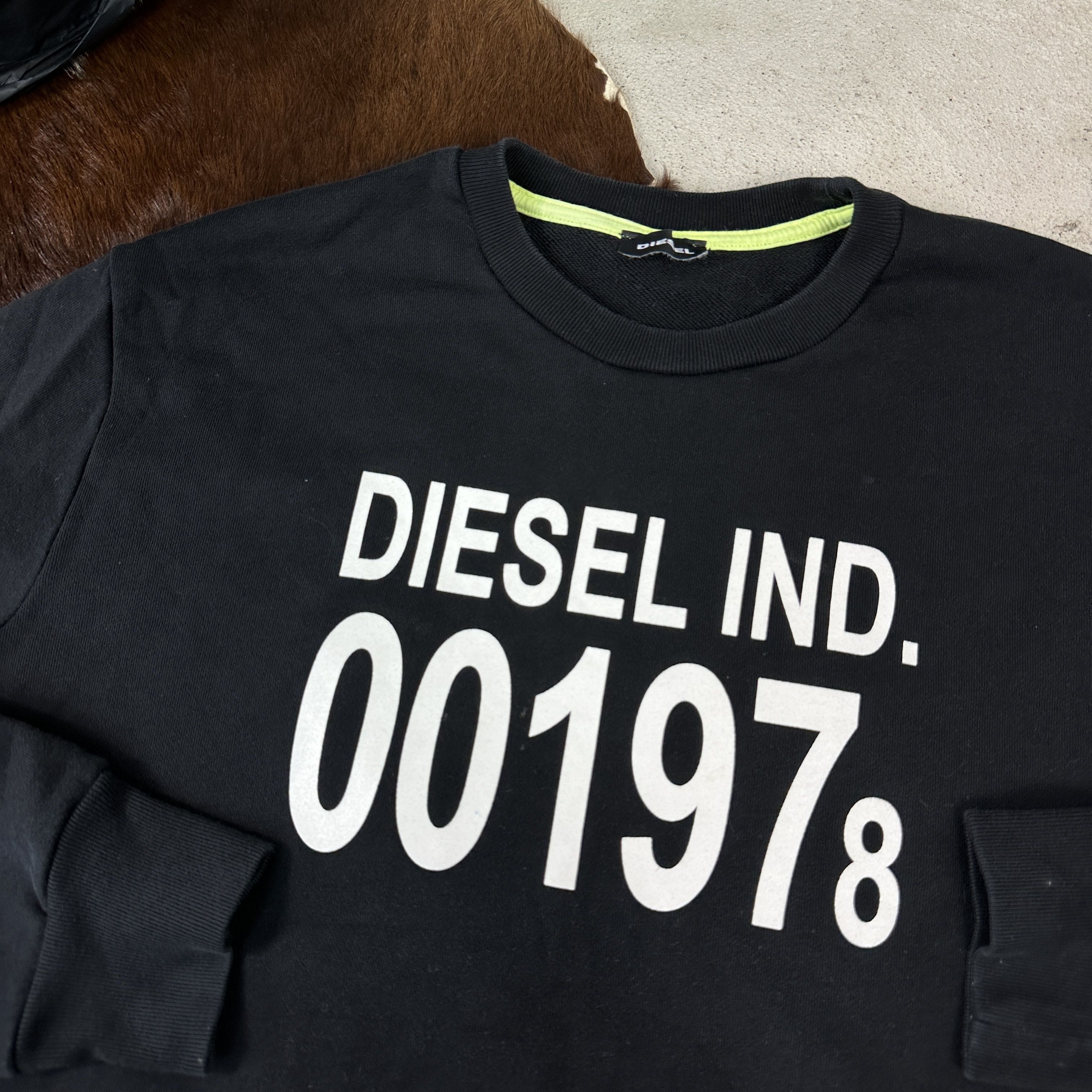 Diesel Diesel Sweatshirt Crewneck Size US S / EU 44-46 / 1 - 3 Thumbnail