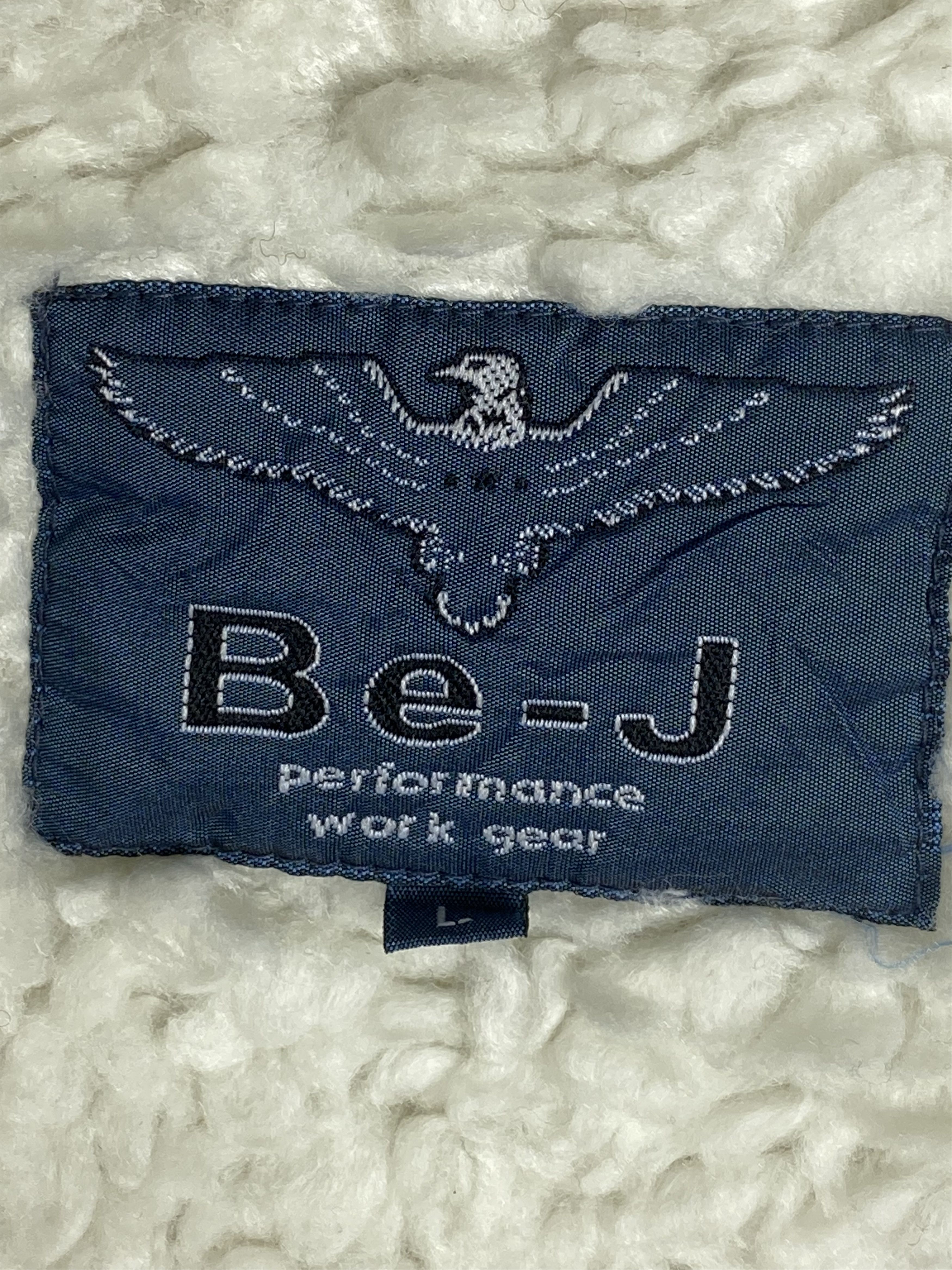 Japanese Brand Vintage Be-J Sherpa Lining Multi Pocket Button Up Vest Size US L / EU 52-54 / 3 - 8 Thumbnail