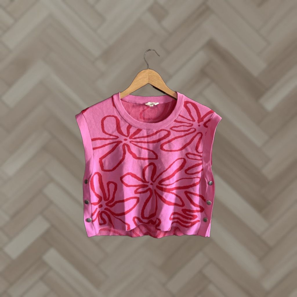 Pinko Entro Pink Sleeveless Knit Floral Pattern Vest L Women Easy Knit Sleeveless Vest Pink Floral 90s style Womens Size L / US 10 / IT 46 - 1 Thumbnail