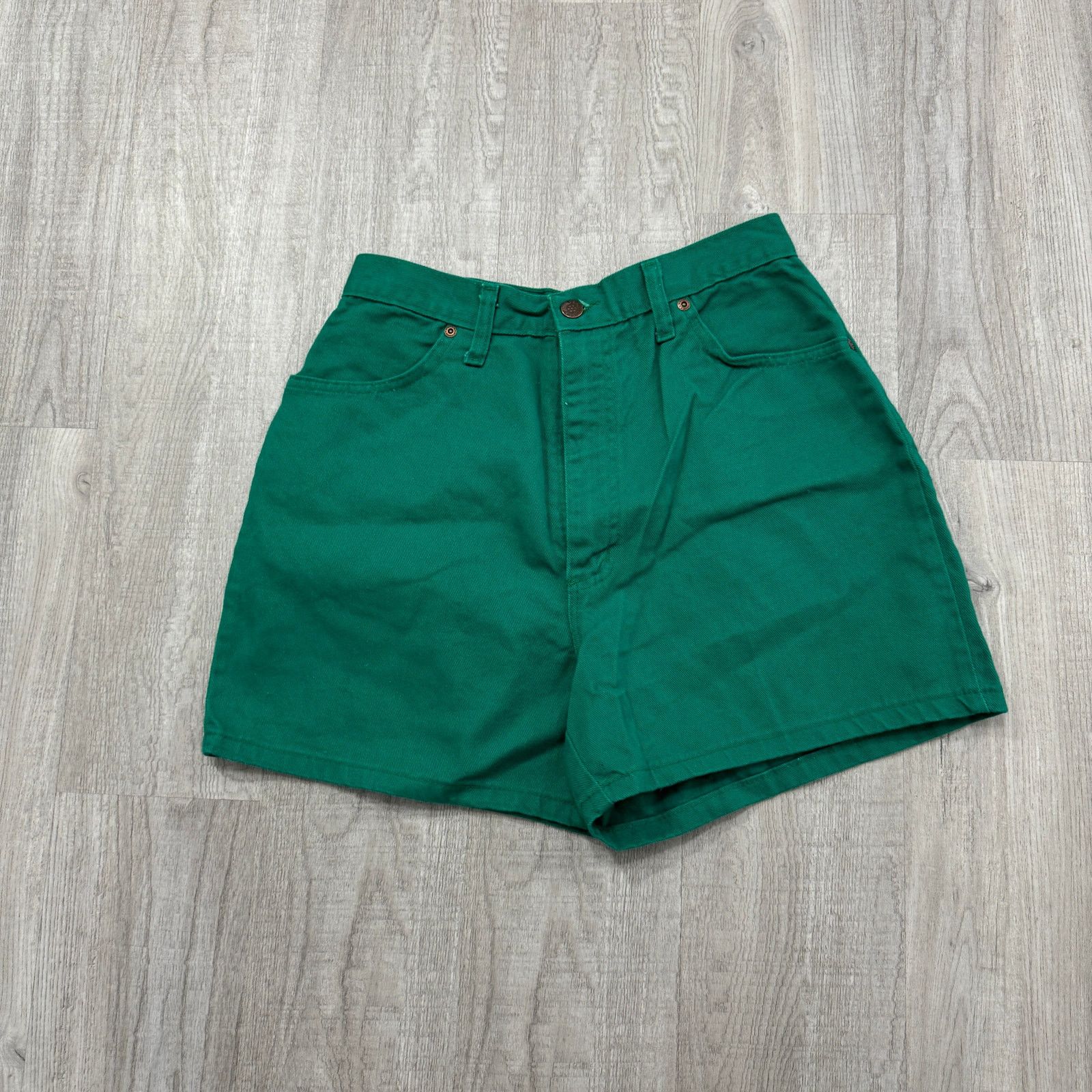 Vintage Vintage Green Denim Shorts Womens Size 12 Mom High Rise 90s Size 34" / US 12 / IT 48 - 1 Thumbnail