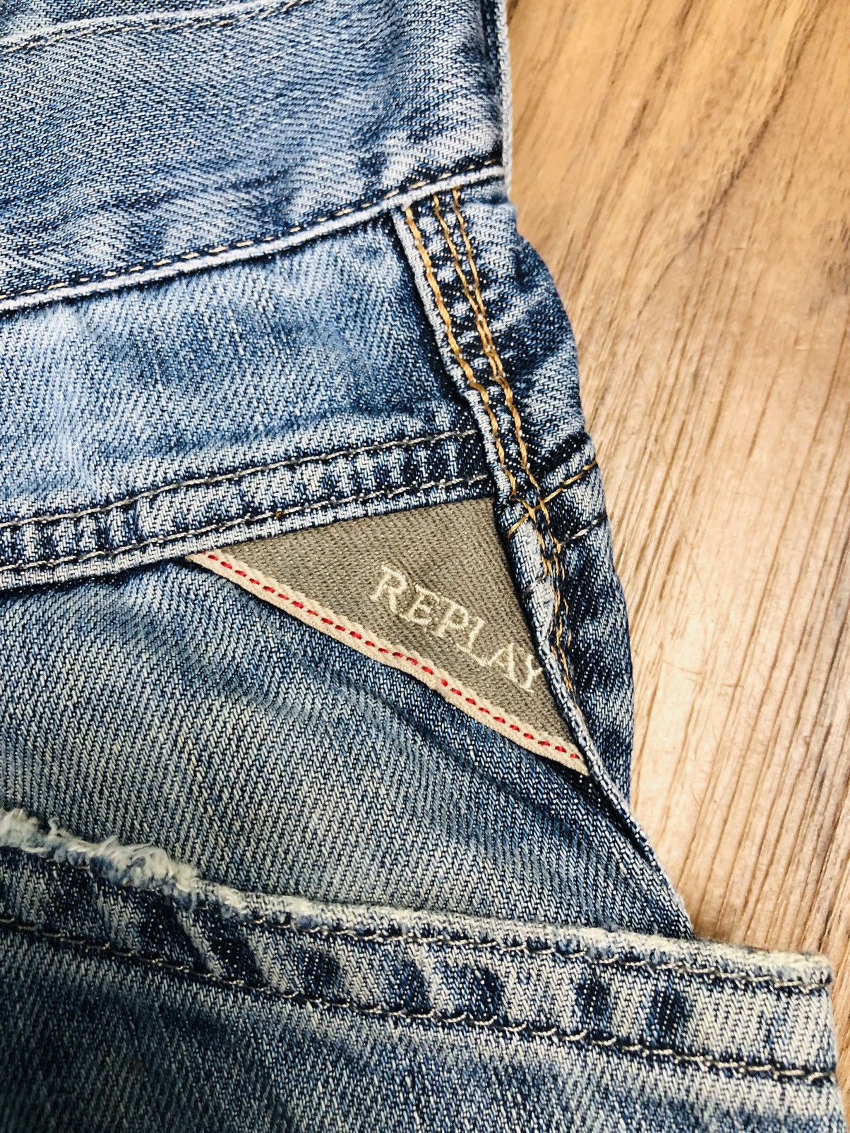 Replay REPLAY Regular Fit Distressed Jeans (38) Size US 31 - 7 Thumbnail