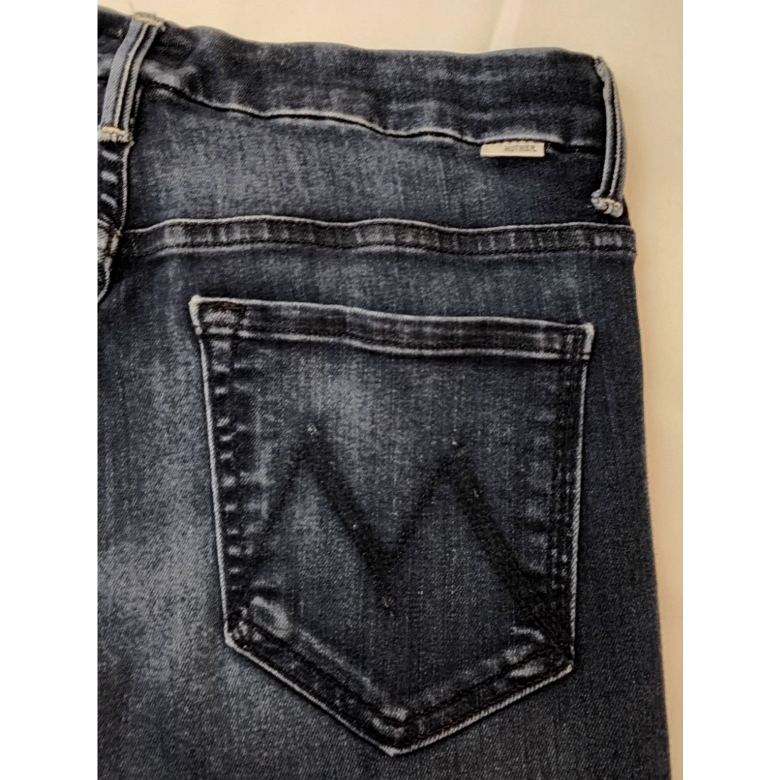 MOTHER Mother Highwaisted Looker Ankle Jean Women's 28 Dark Wash Size 28" / US 6 / IT 42 - 8 Thumbnail