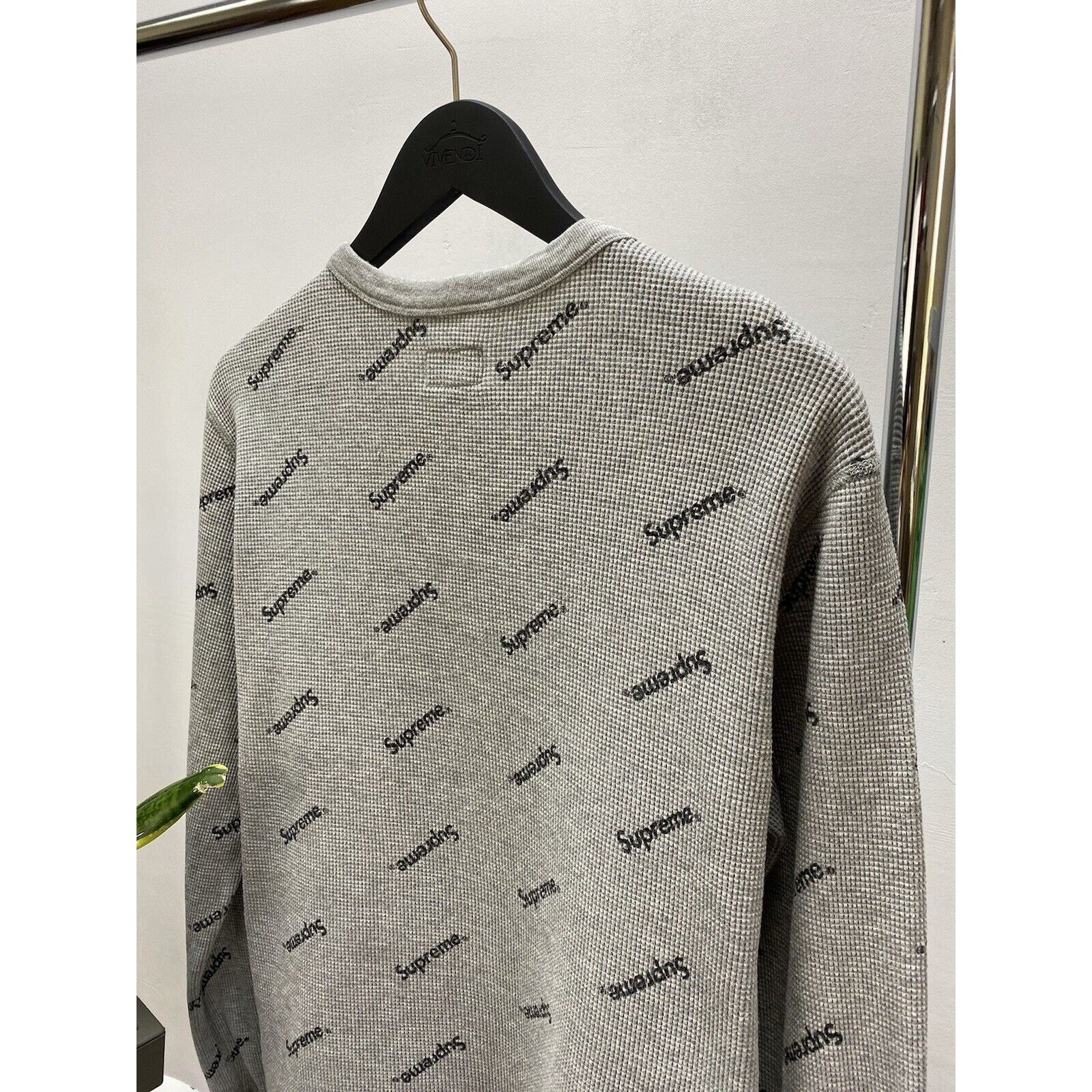 Supreme Supreme Waffle Thermal Logo’s Grey Monogram Size L Men SB Size US L / EU 52-54 / 3 - 17 Thumbnail