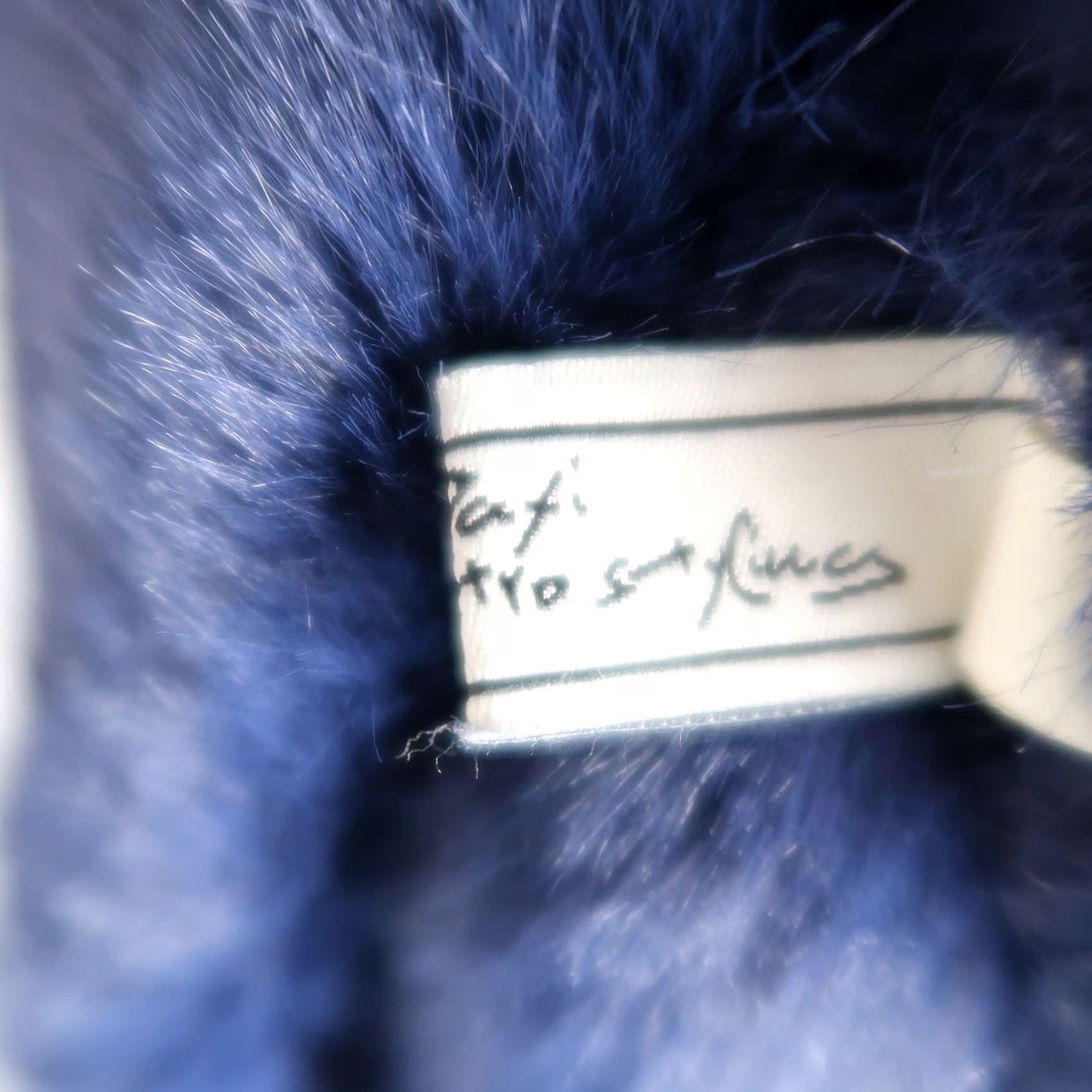 Vintage VINTAGE Navy Blue Fuzzy Faux Fur Crewneck Pullover Sweater Large Women KnIt Solid Long Sleeve Casual Size L / US 10 / IT 46 - 6 Thumbnail