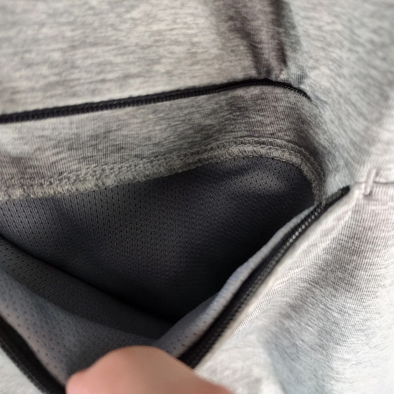 Other Gaiam Time to Train 1/4 Zip Hoodie Mens M Long Sleeve Raglan Size US M / EU 48-50 / 2 - 9 Thumbnail