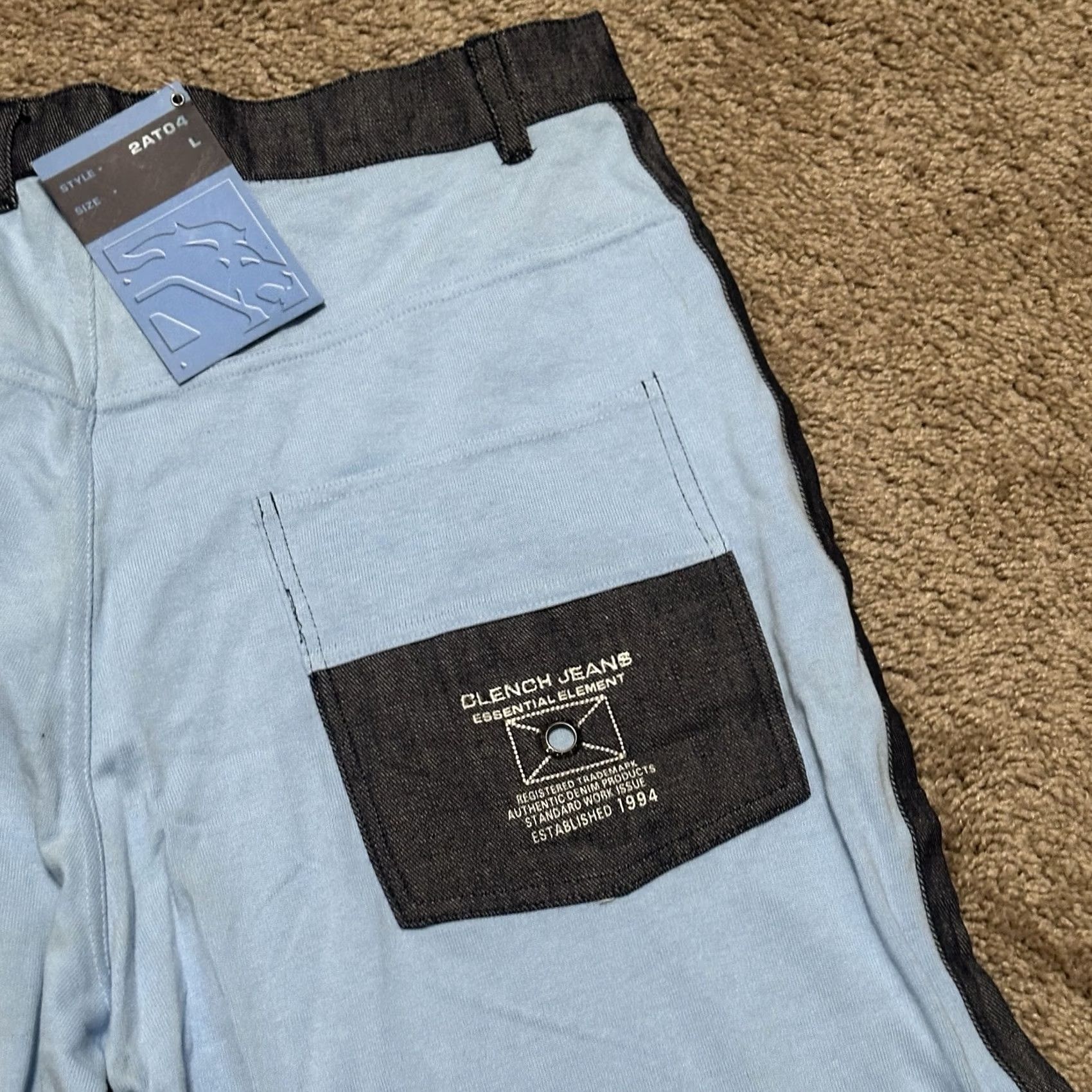 Vintage VINTAGE Clench Jeans Shorts Mens Large Wide Leg Baggy Blue Grunge Hip Hop 34 in Embroidered Logo Pockets Button Front Regular Cotton Blend Fleece Size US 33 - 5 Thumbnail
