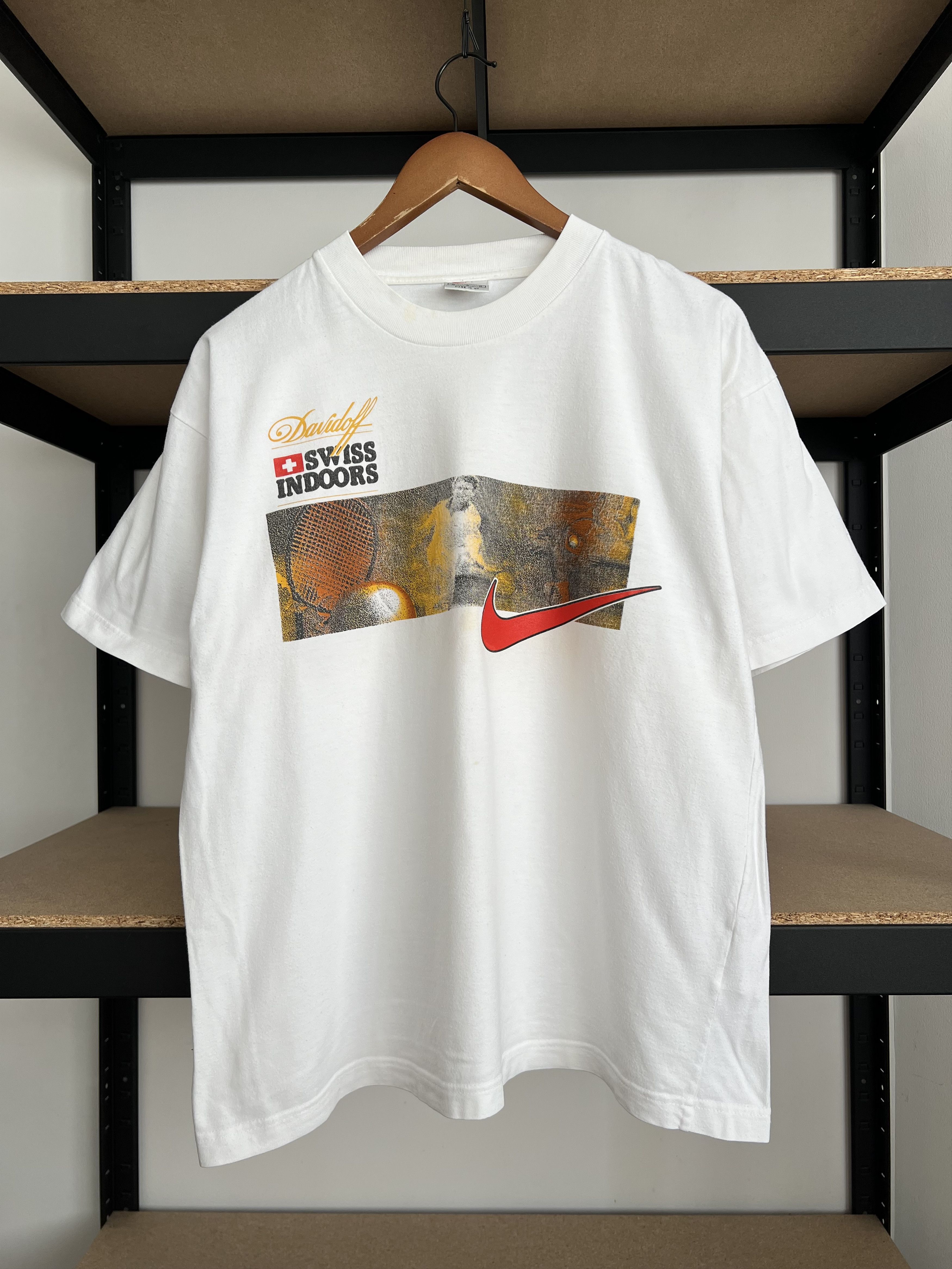 Nike Vintage 90s Nike Davidoff Swiss Indoors Tennis White T-shirt Size US M / EU 48-50 / 2 - 1 Thumbnail
