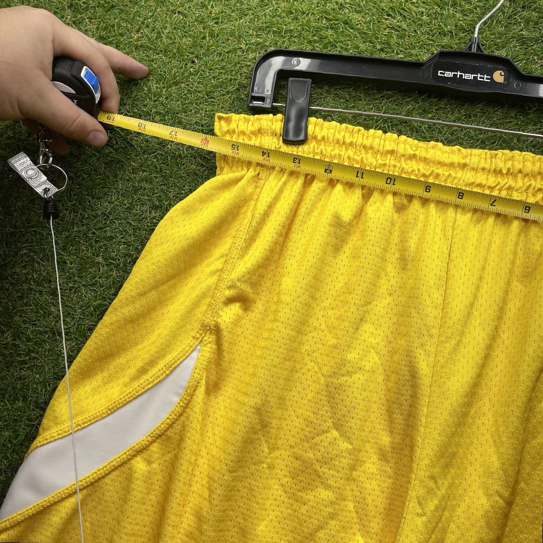 Adidas VINTAGE adidas Michigan Wolverines Shorts Mens XL Yellow Jersey Lounge Team Issued Basketball Pockets Logo Embroidered Size US 36 / EU 52 - 6 Thumbnail