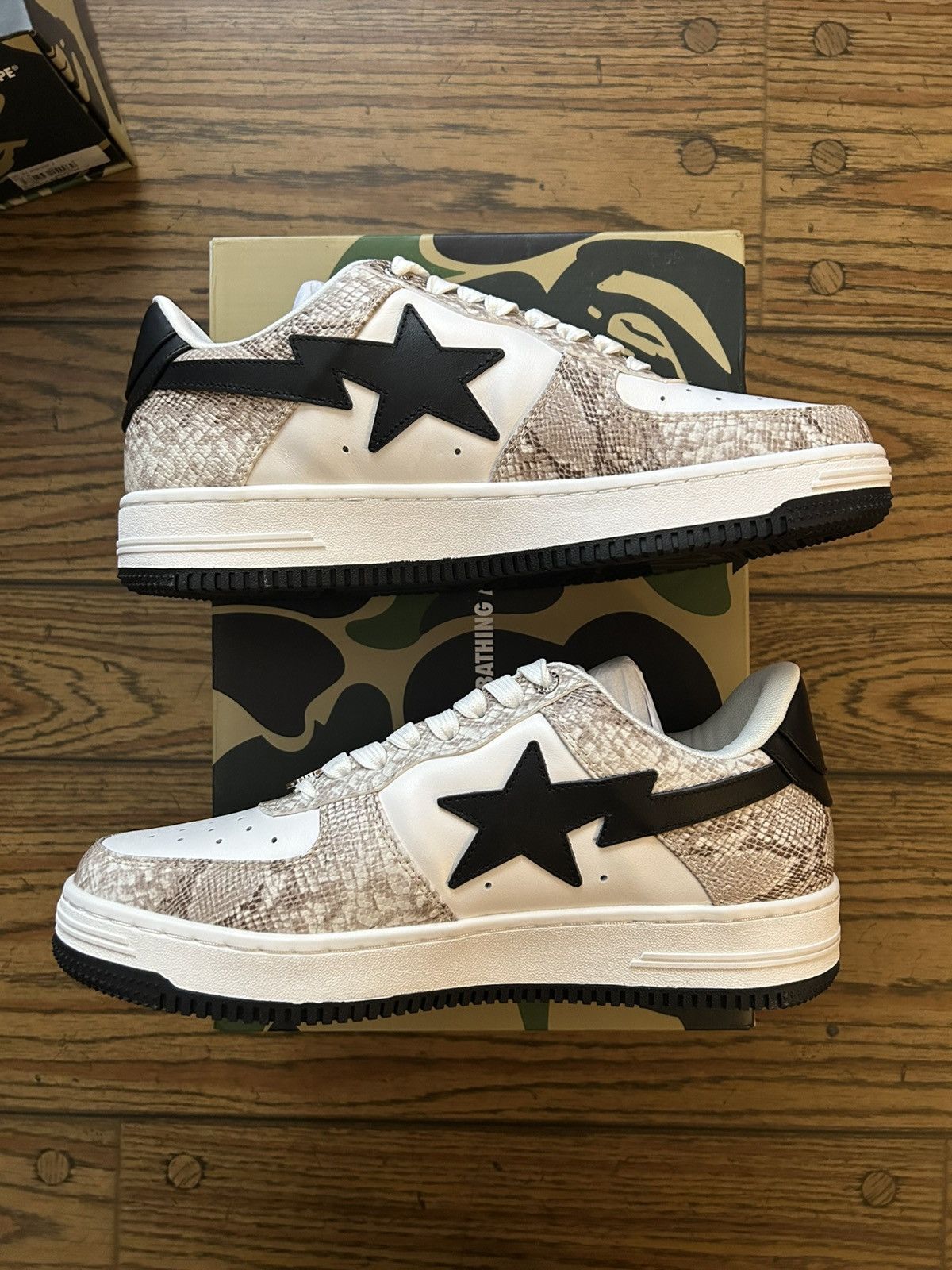 Bape NEW Bape Beige Snakeskin Bapestas Size US 8 / EU 41 - 2 Thumbnail