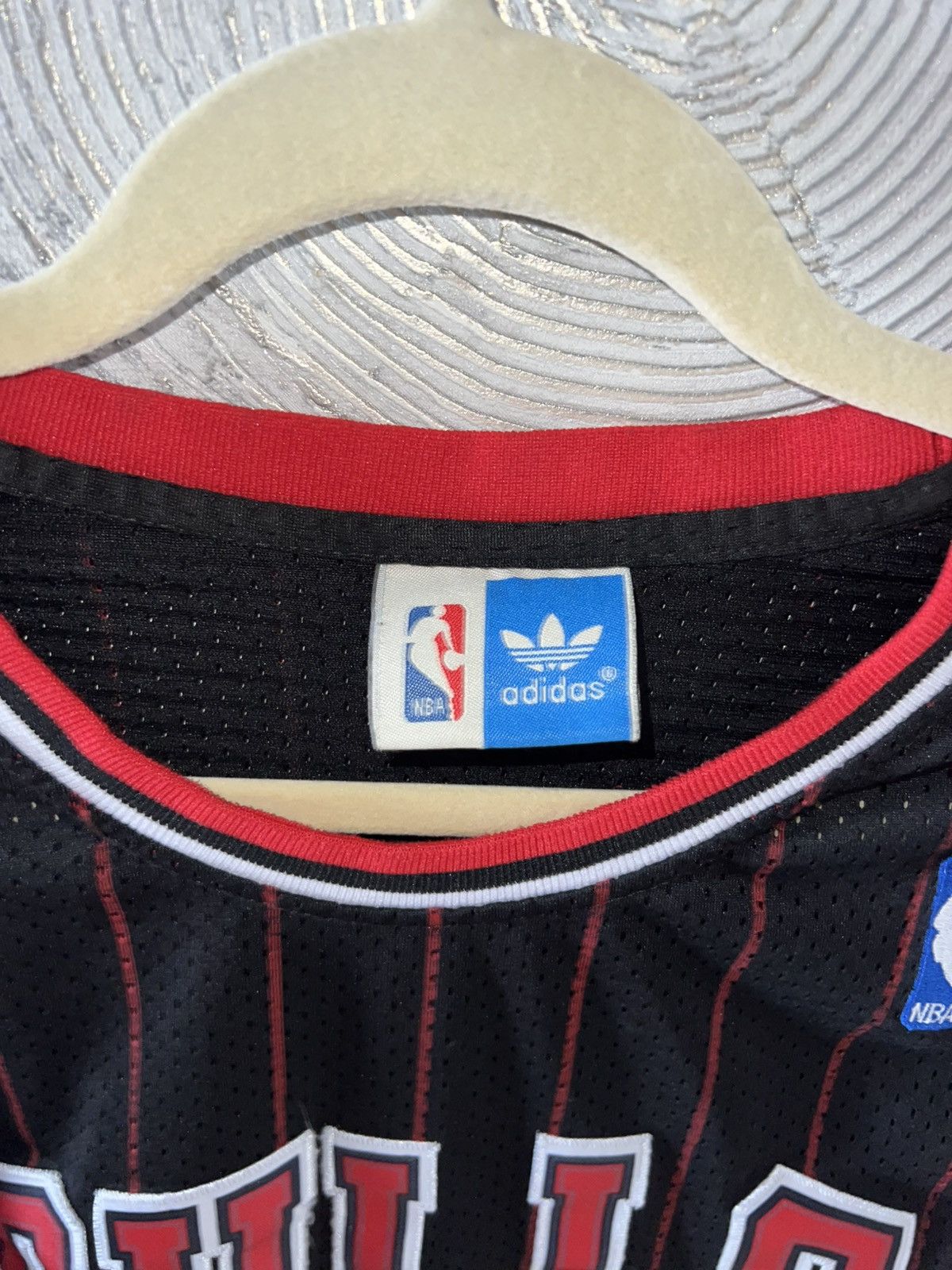 Adidas Adidas NBA 1995 Scottie Pippen Chicago Bulls Red Jersey vest Size US L / EU 52-54 / 3 - 4 Thumbnail