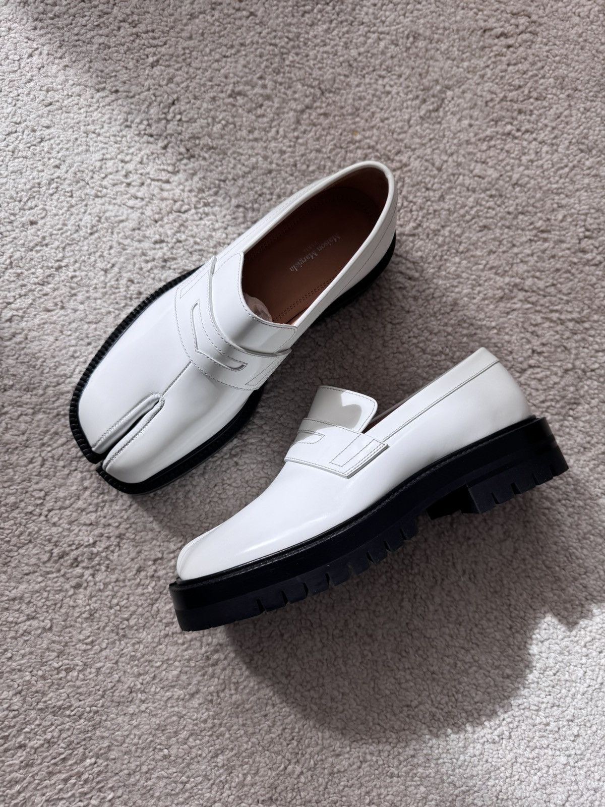 Maison Margiela Maison Margiela Tabi Loafers Brand New Size US 7 / IT 37 - 4 Thumbnail