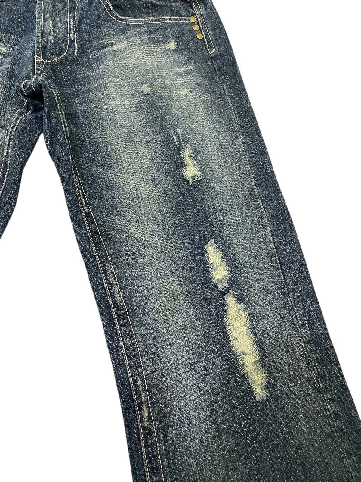Japanese Brand Tornado mart x Ecstrail flare distressed jeans Size US 32 / EU 48 - 5 Thumbnail