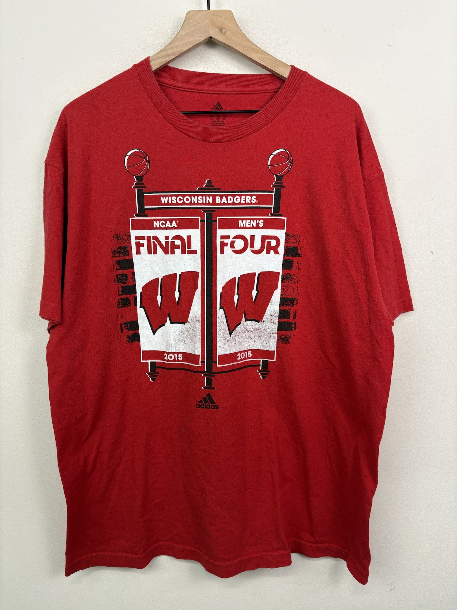 Vintage Y2K 2000's Wisconsin Badgers College Basketball FInal Four T-Shirt Size XL