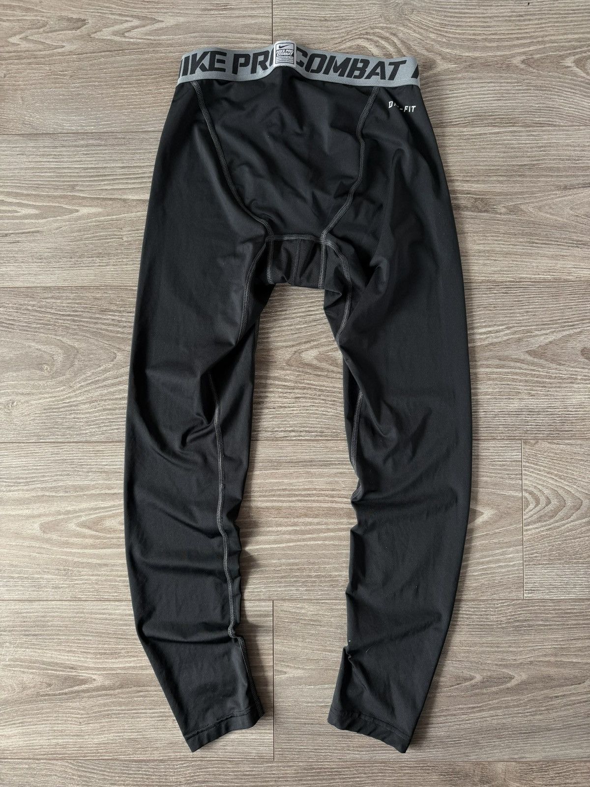 Nike ‼️Nike Pro Combat Dri-Fit Training Spandex Tights Pants‼️ Size US 34 / EU 50 - 13 Thumbnail