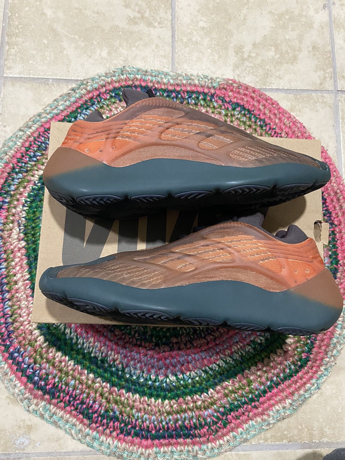 Adidas × Yeezy Yeezy 700 Copper Fade Size US 13 / EU 46 - 1 Thumbnail