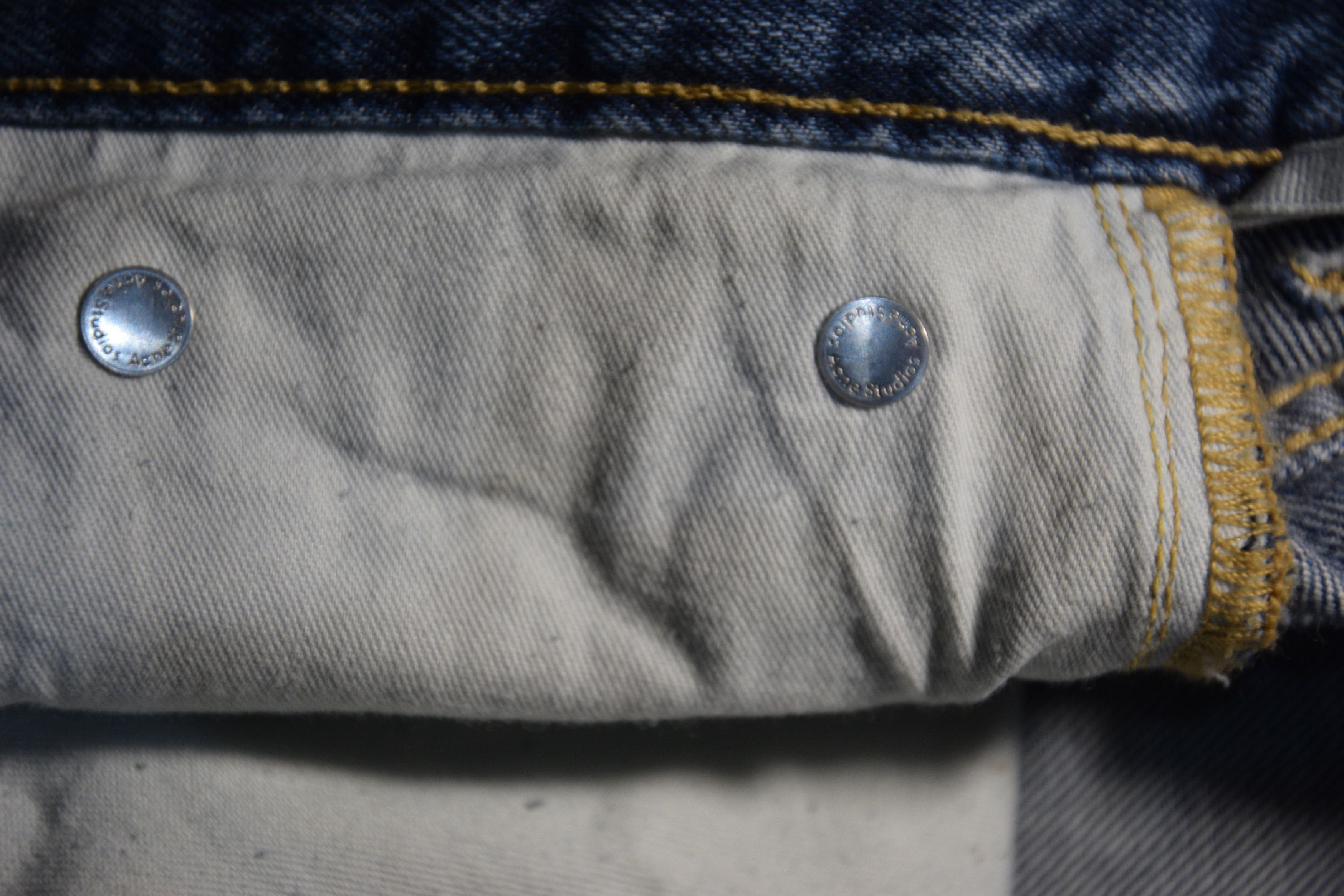 Acne Studios Acne Studios Water Jeans Size 26/32 Raw Hem Light Wash Size 28" / US 6 / IT 42 - 6 Thumbnail