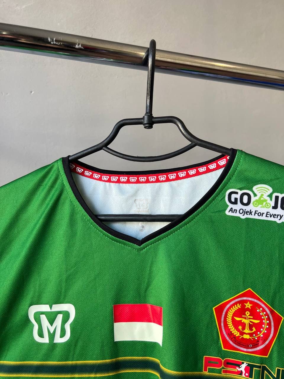 Sports Specialties 2017/18 JUAL PS TNI SOCCER JERSEY FOOTBALL SHIRT AUTHENTIC S Size US S / EU 44-46 / 1 - 6 Thumbnail