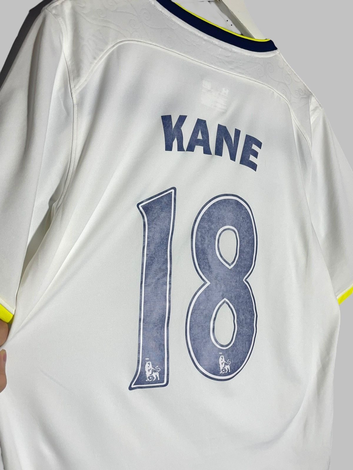 Under Armour #18 Kane Tottenham Hotspur Under Armour 2014/15 Home Jersey Size US L / EU 52-54 / 3 - 10 Thumbnail