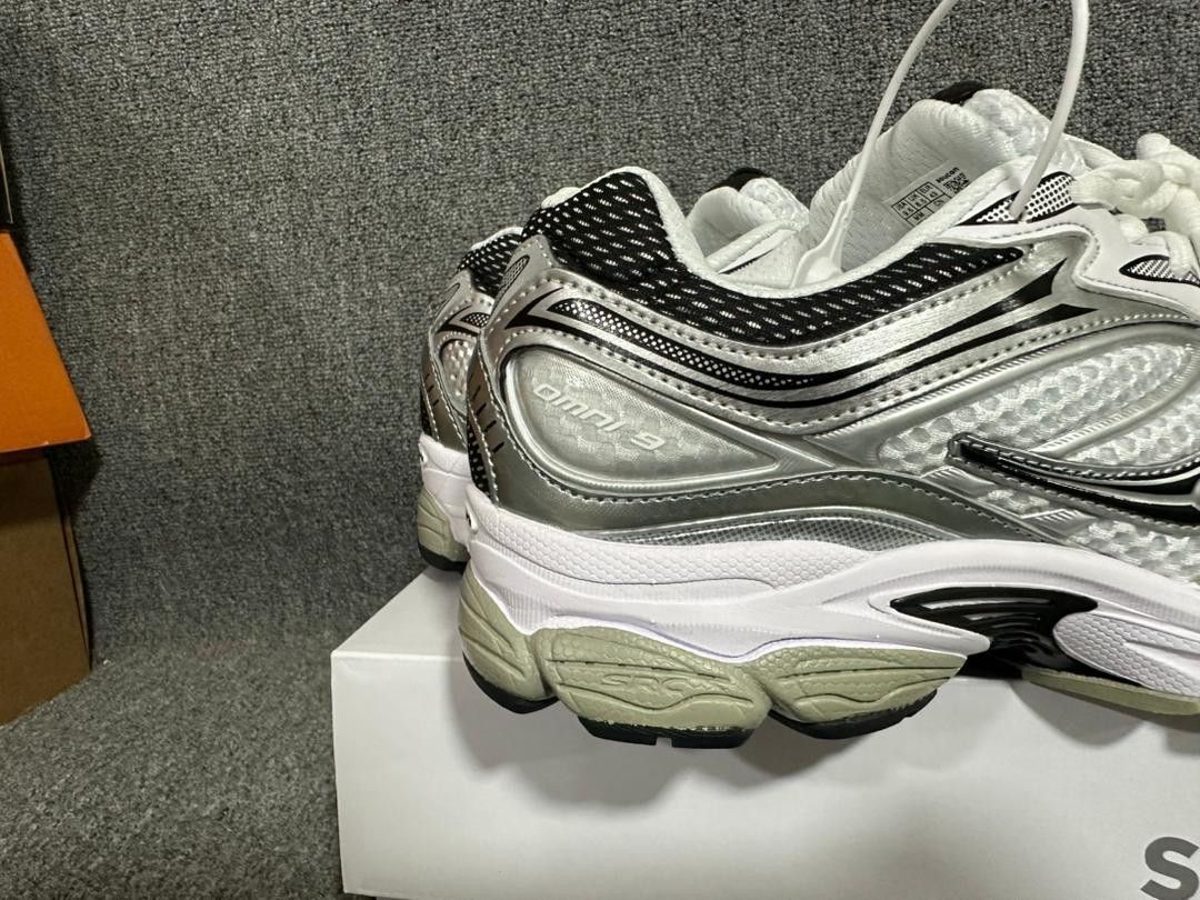 Saucony Saucony Omni 9 Silver White Grey Size US 9.5 / EU 42-43 - 8 Thumbnail