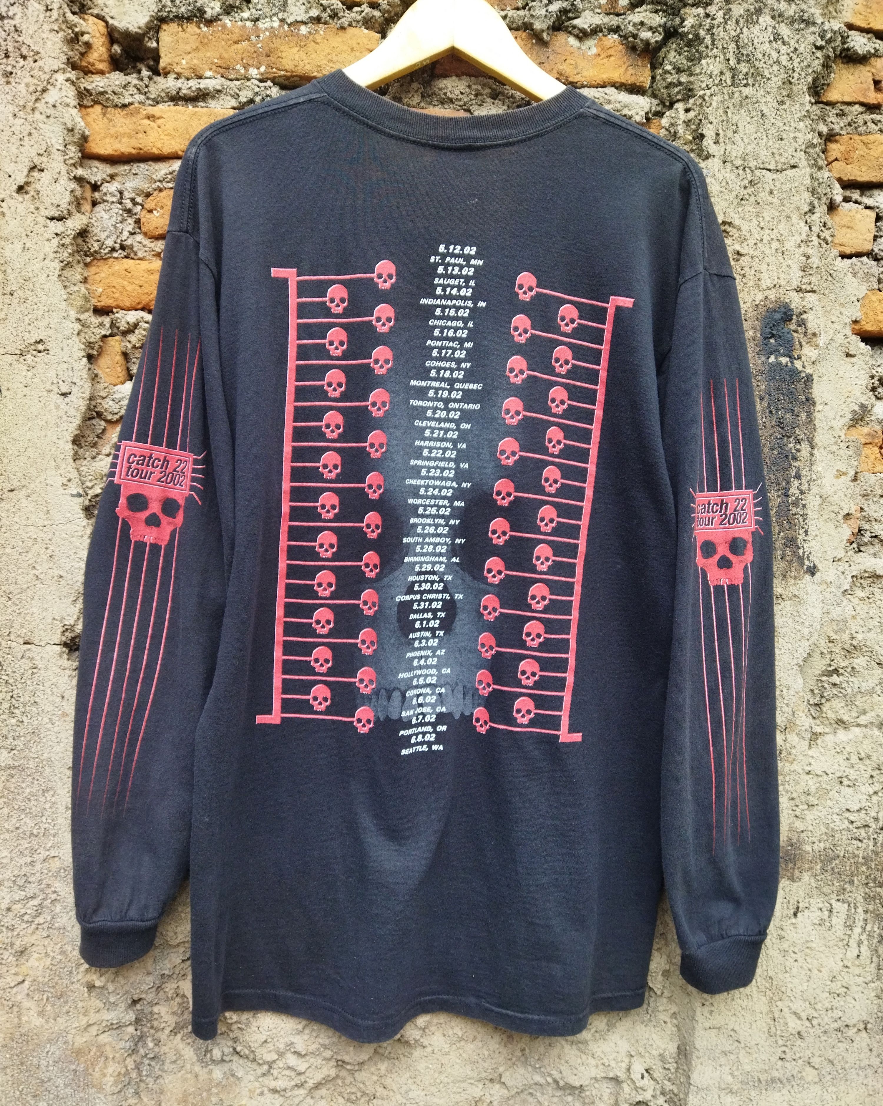 Band Tees Rare Vintage HYPOCRISY catch 22 tour 2002 LS 4side Size US L / EU 52-54 / 3 - 3 Thumbnail