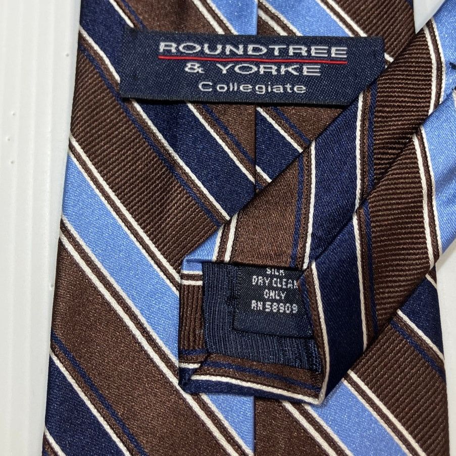 Roundtree & Yorke Roundtree & Yorke Preppy Striped Silk Men Necktie 58 ½” Size ONE SIZE - 3 Thumbnail