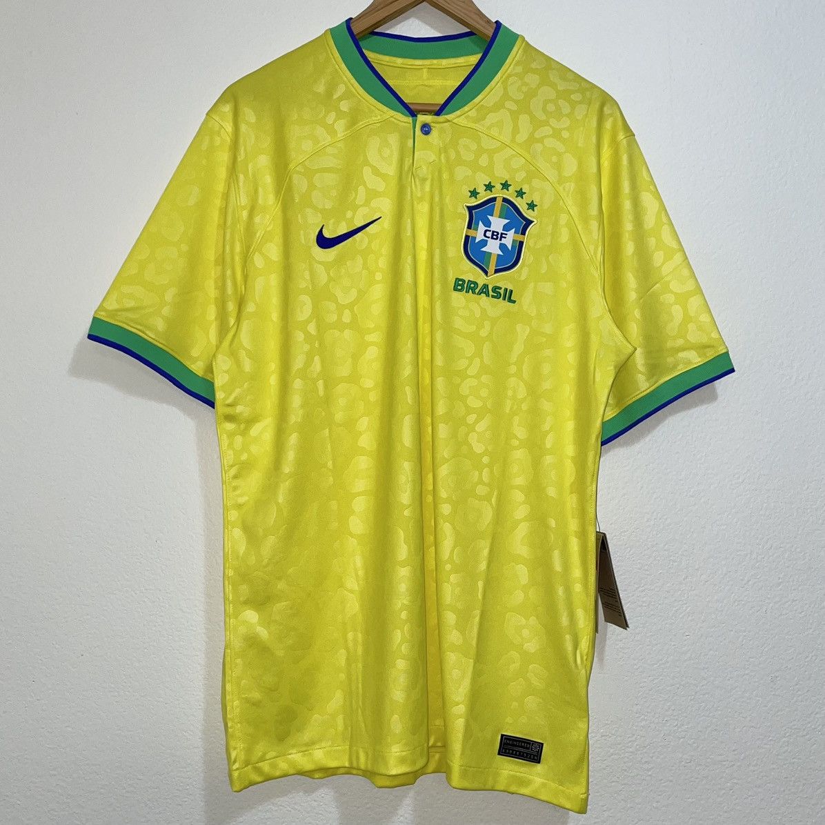 Nike Nike Brasil World Cup Jersey Exclusive Size US L / EU 52-54 / 3 - 1 Thumbnail
