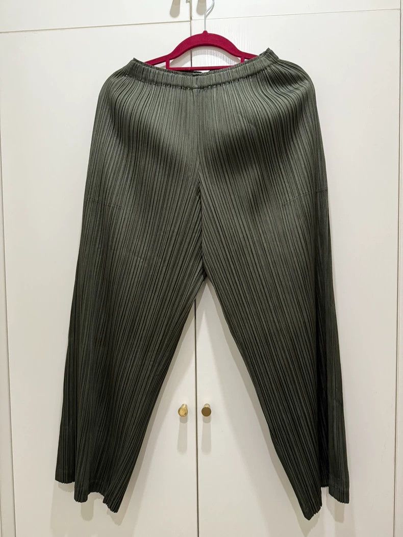 Issey Miyake Issey Miyake size:1 Green pleated pants Size 42" / US 20 - 1 Thumbnail