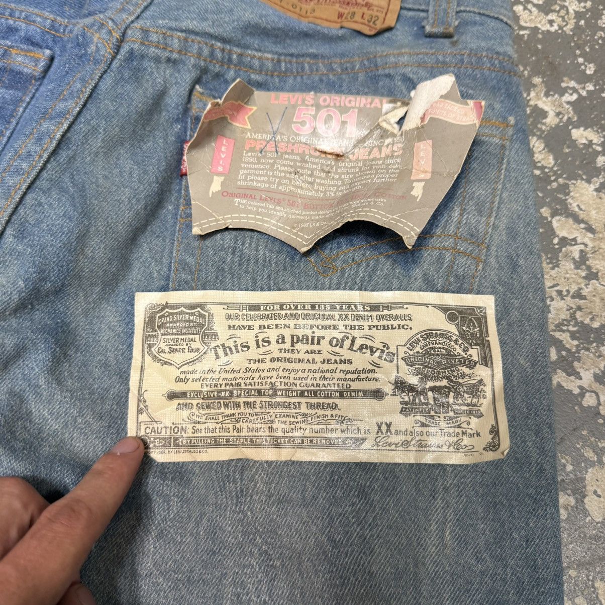 Levi's Vintage Levi’s 501 0113 Light Blue Denim Jeans USA NWT Size US 28 / EU 44 - 3 Thumbnail