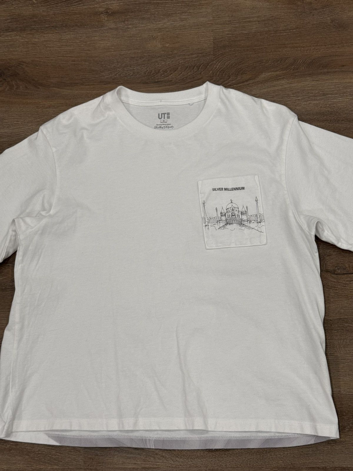 Uniqlo Uniqlo UT × Pretty Guardian Sailor Moon “Silver Millennium” Size US S / EU 44-46 / 1 - 3 Thumbnail