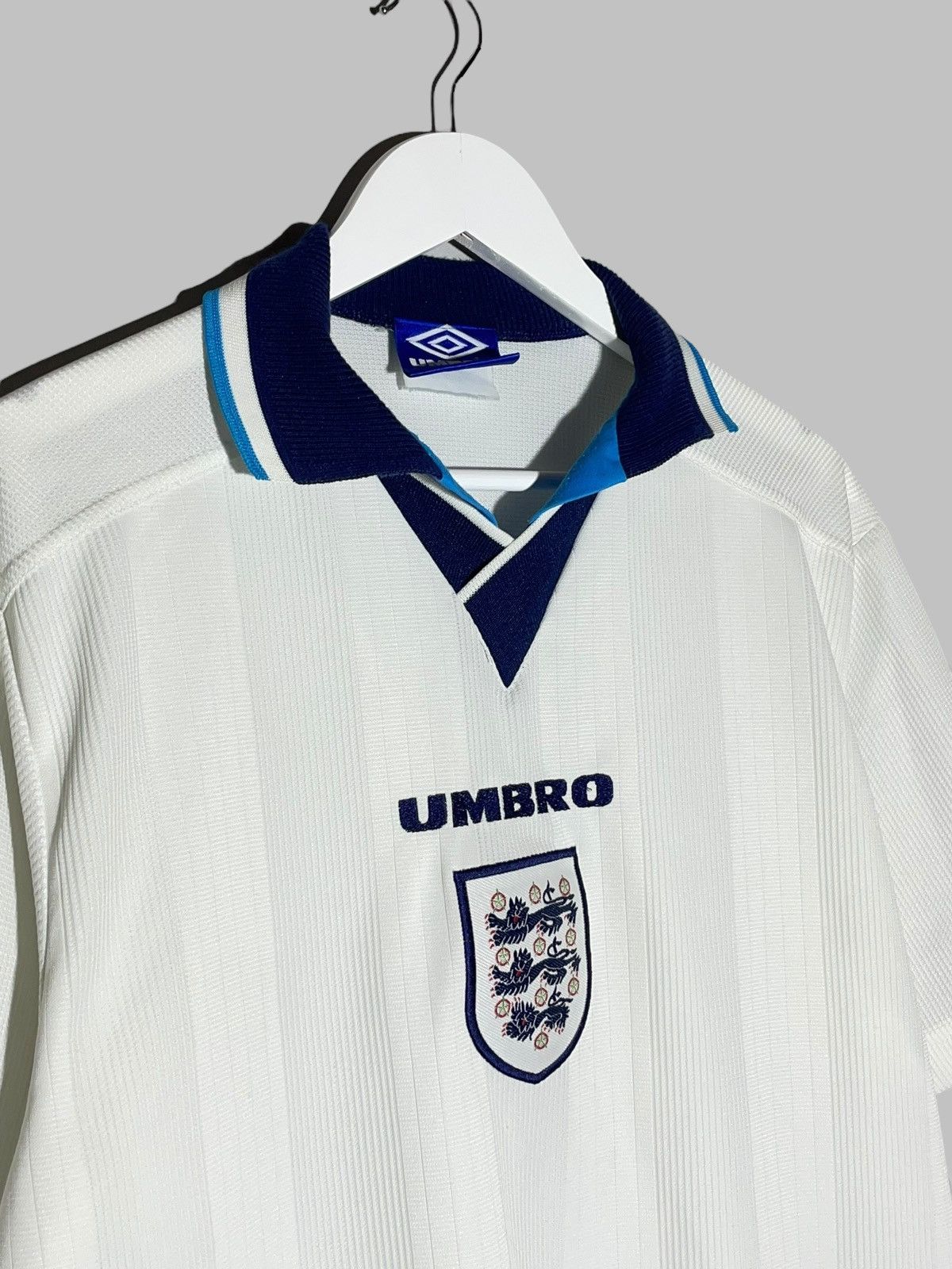 Umbro × Vintage National Team England Umbro 1996 Home Vintage Football Shirt Size US L / EU 52-54 / 3 - 3 Thumbnail