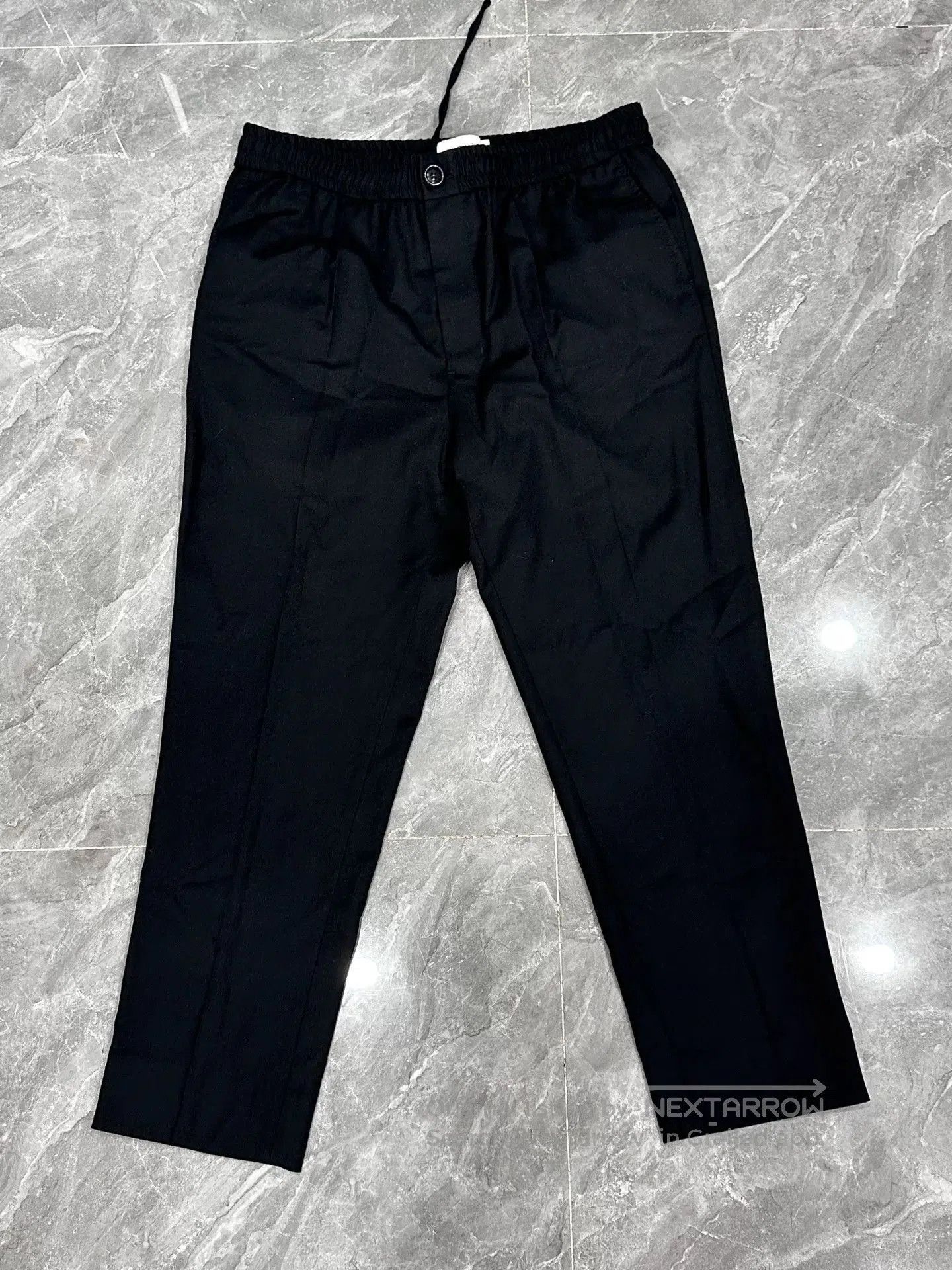 AMI Black Wool Slim Fit Trousers. Size US 26 / EU 42 - 1 Thumbnail