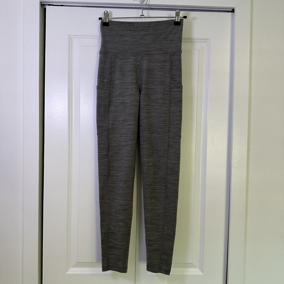 American Eagle Outfitters American Eagle Everything Pocket Legging Small Size 26" / US 2 / IT 38 - 1 Thumbnail