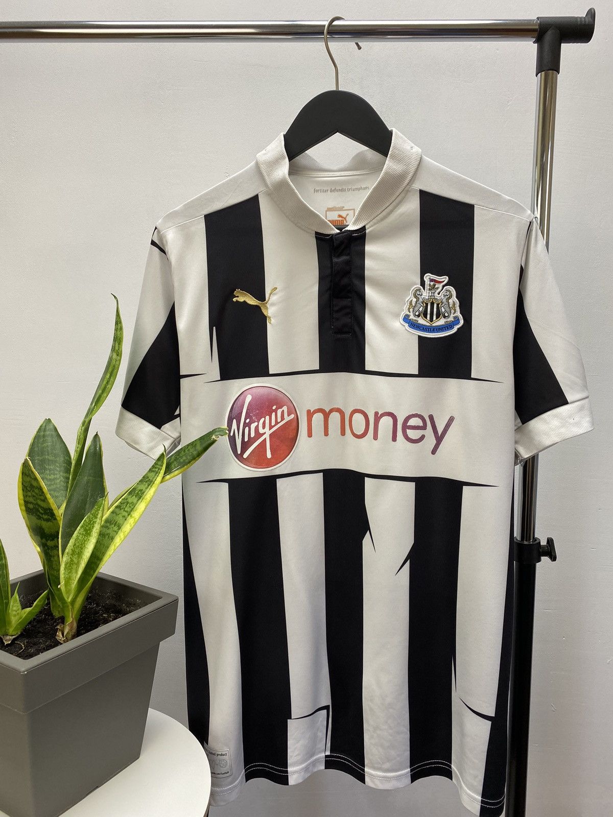 Puma Newcastle United Shirt Jersey 2012-2013 Puma Virgin Money Size US L / EU 52-54 / 3 - 1 Thumbnail